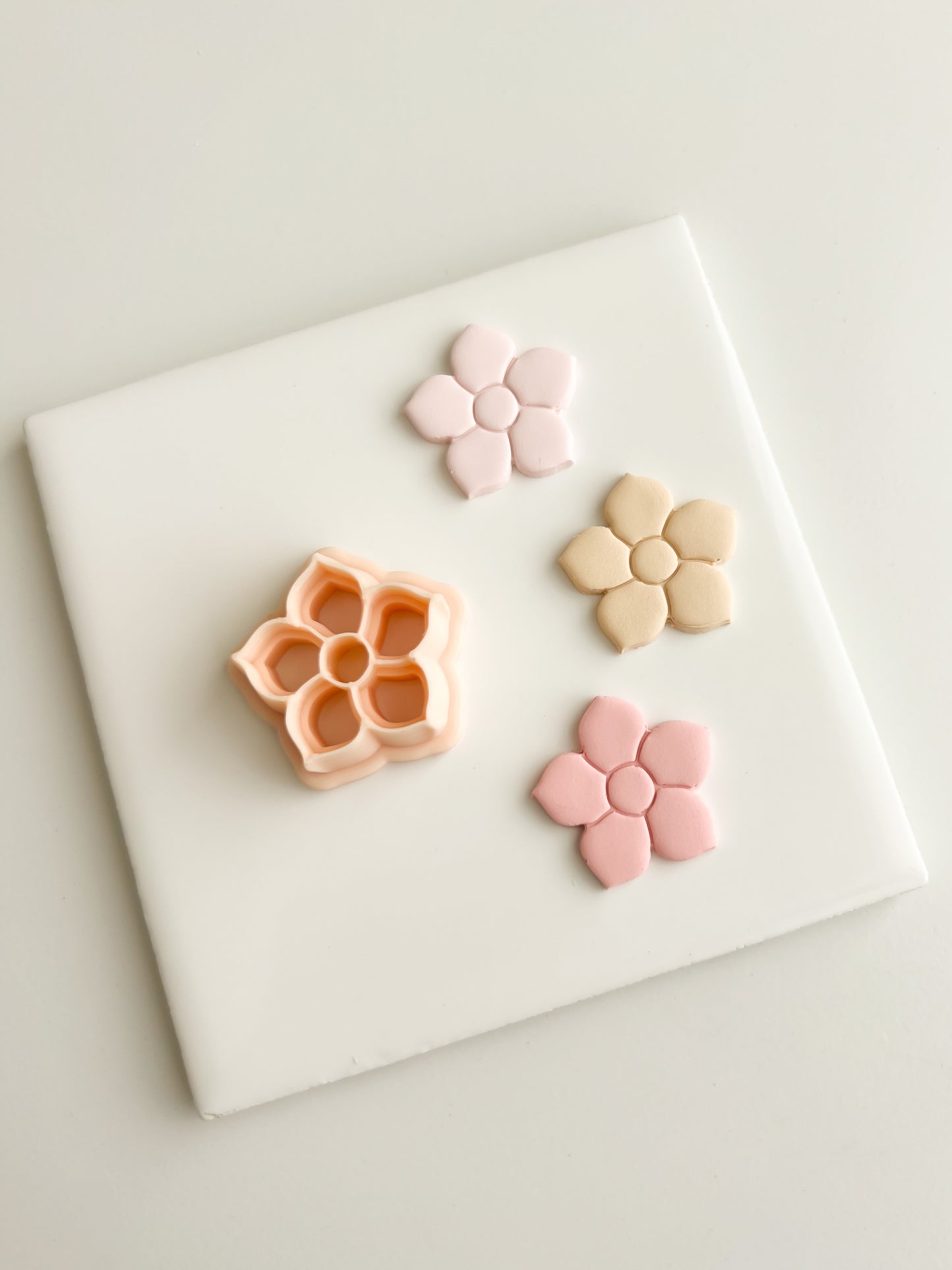 Floral Shape No. 4 Clay Cutter | Floral Shape No. 4 Polymer Clay Cutter for DIY Elegant Earrings Chic Jewelry and Handmade Botanical Accessories