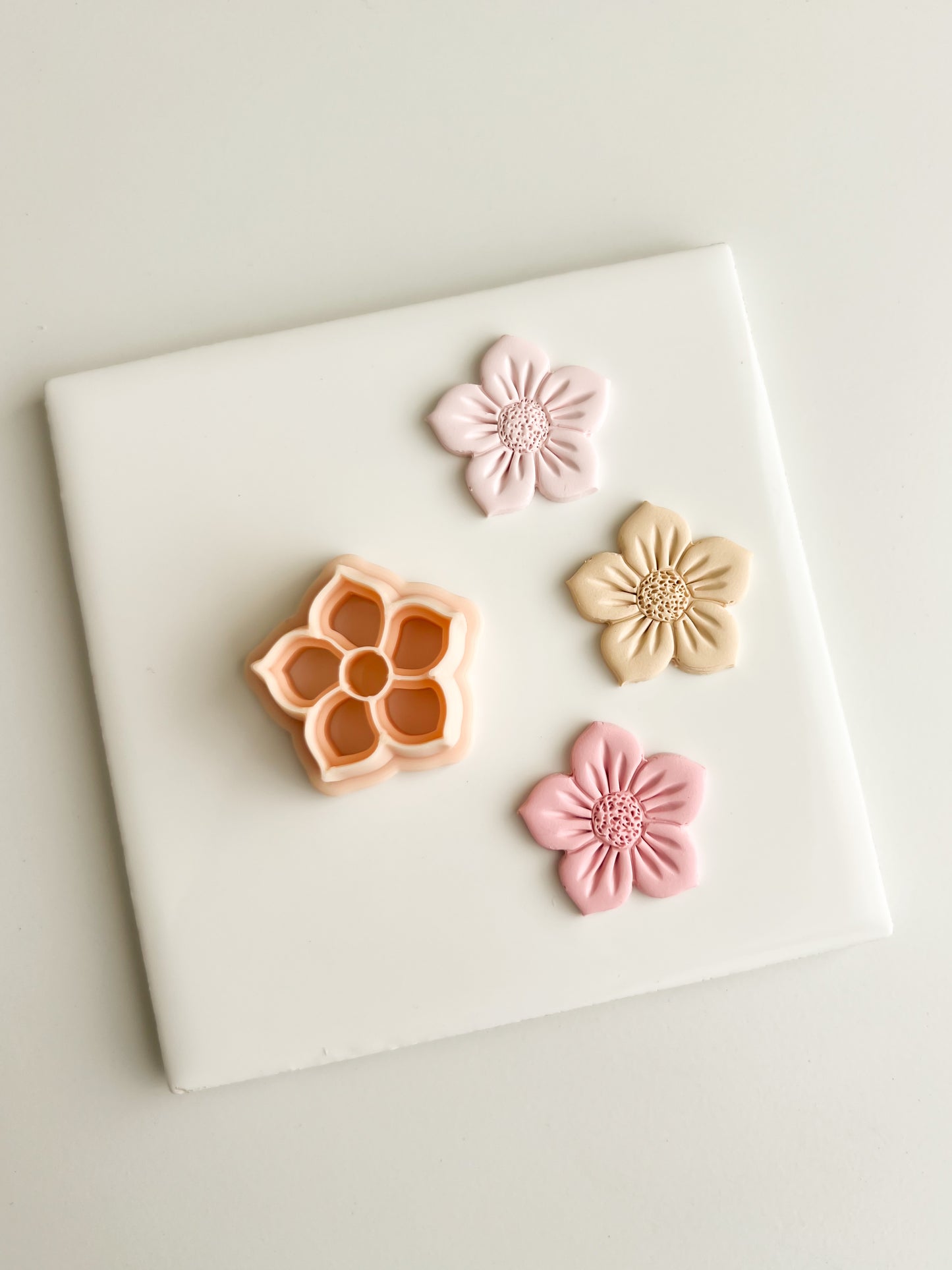 Floral Shape No. 4 Clay Cutter | Floral Shape No. 4 Polymer Clay Cutter for DIY Elegant Earrings Chic Jewelry and Handmade Botanical Accessories
