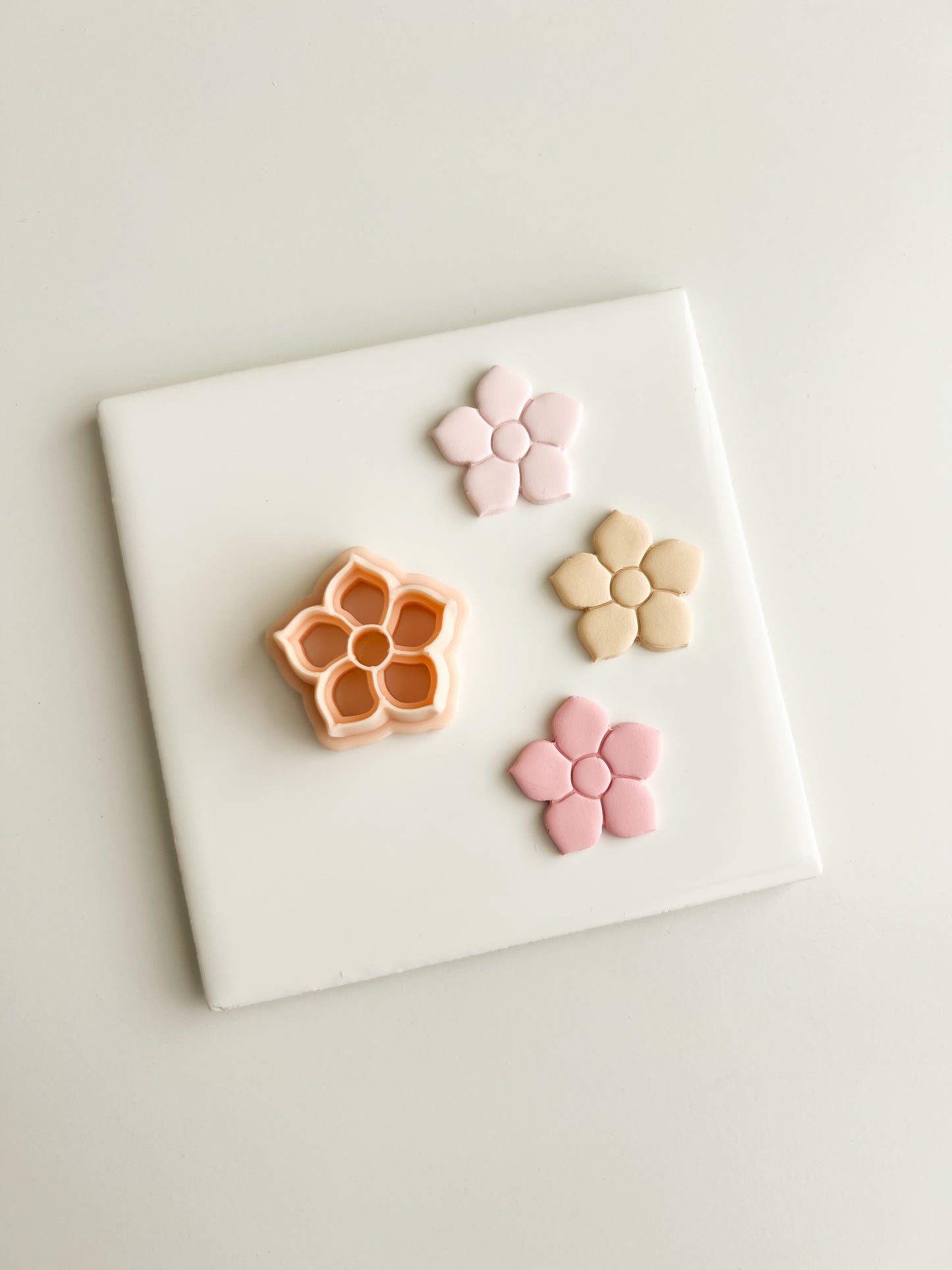 Floral Shape No. 4 Clay Cutter | Floral Shape No. 4 Polymer Clay Cutter for DIY Elegant Earrings Chic Jewelry and Handmade Botanical Accessories