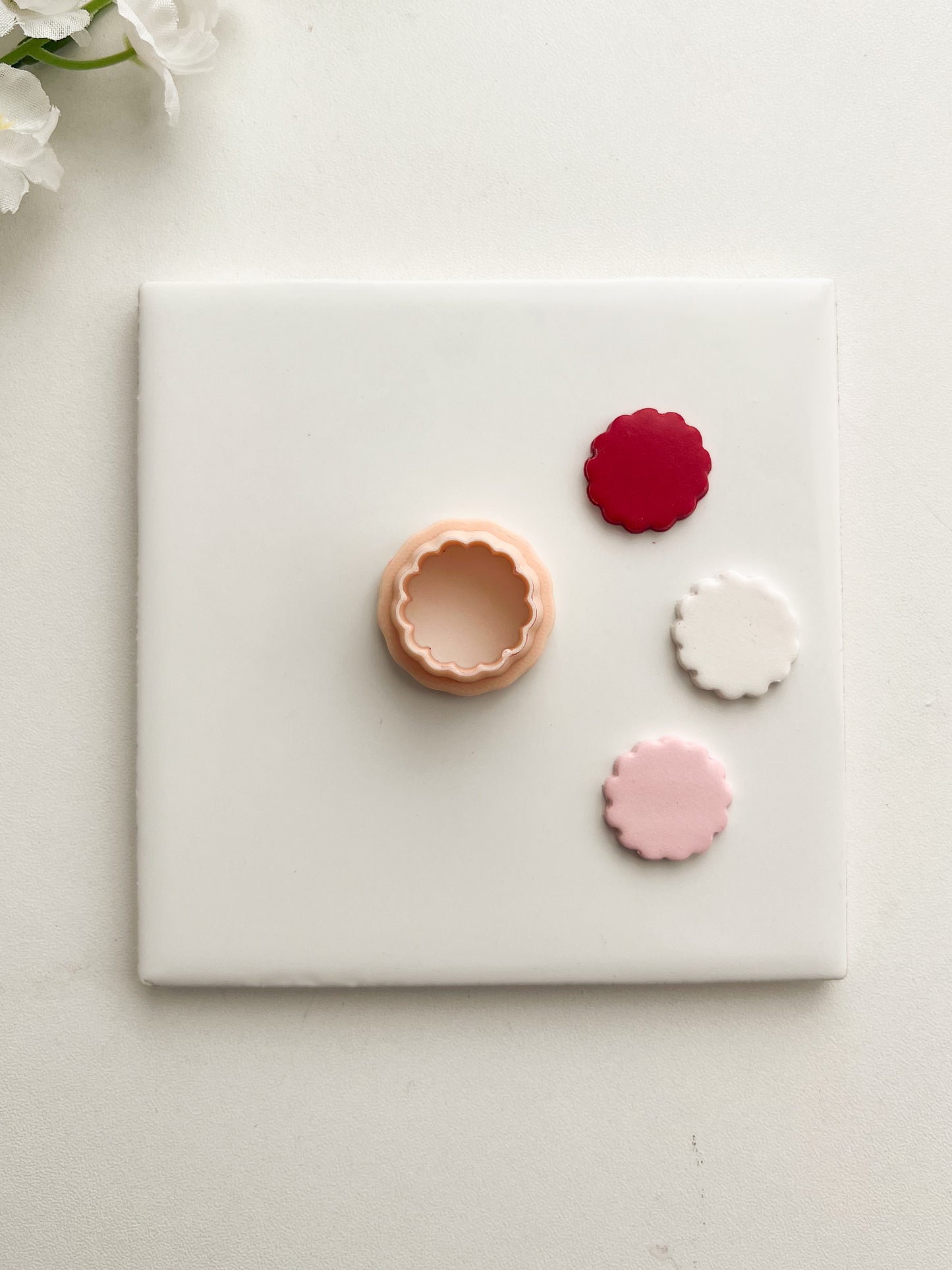 Scalloped Circle No. 1 Clay Cutter | Scalloped Circle No. 1 Polymer Clay Cutter for DIY Classic Earrings Vintage Jewelry and Handmade Elegant Accessories