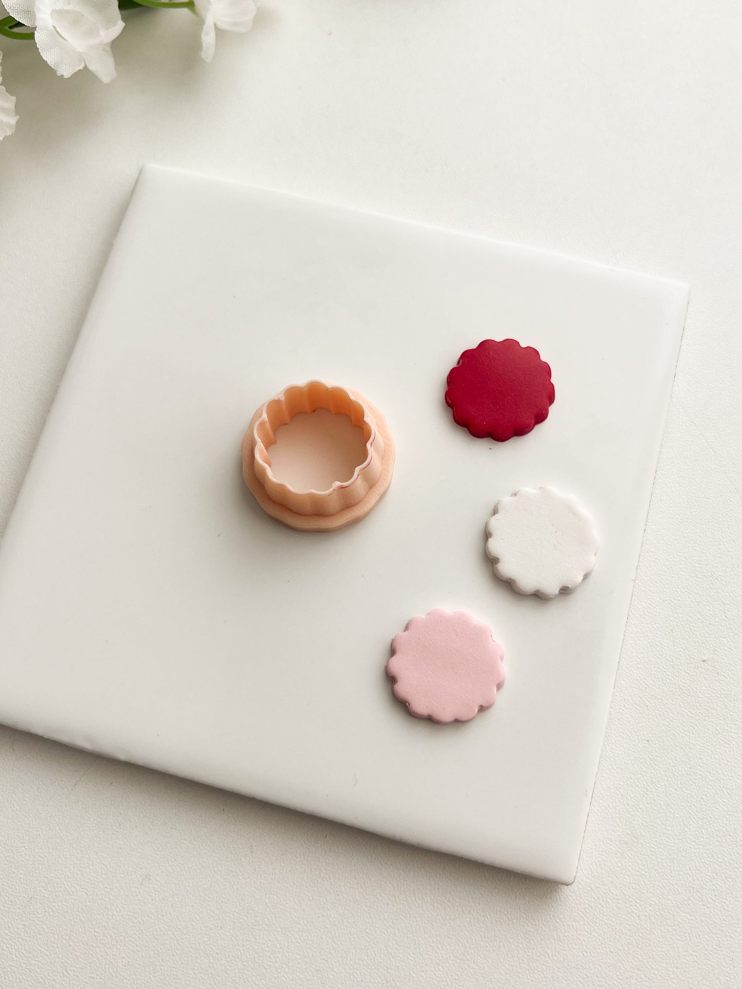 Scalloped Circle No. 1 Clay Cutter | Scalloped Circle No. 1 Polymer Clay Cutter for DIY Classic Earrings Vintage Jewelry and Handmade Elegant Accessories