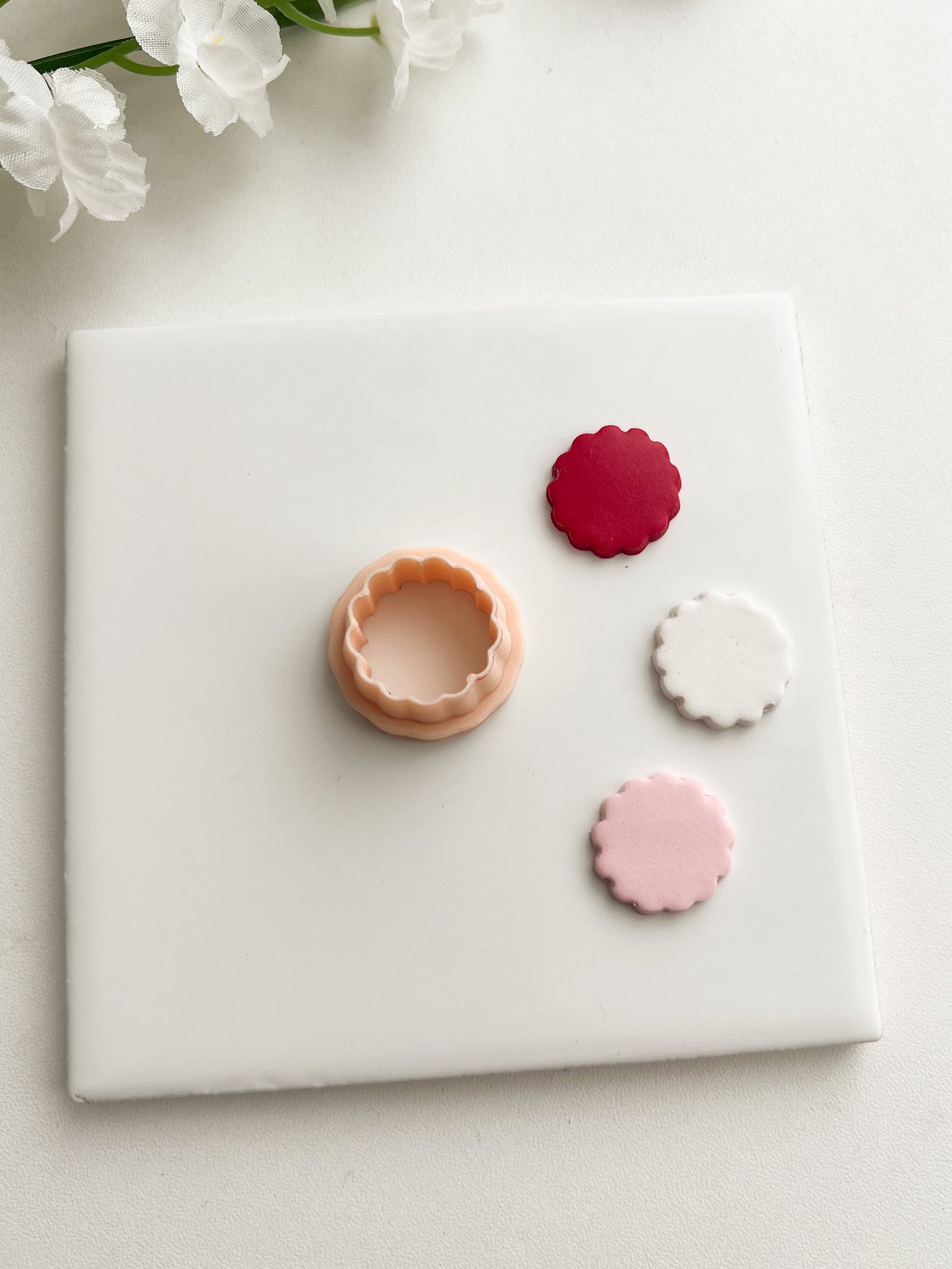 Scalloped Circle No. 1 Clay Cutter | Scalloped Circle No. 1 Polymer Clay Cutter for DIY Classic Earrings Vintage Jewelry and Handmade Elegant Accessories