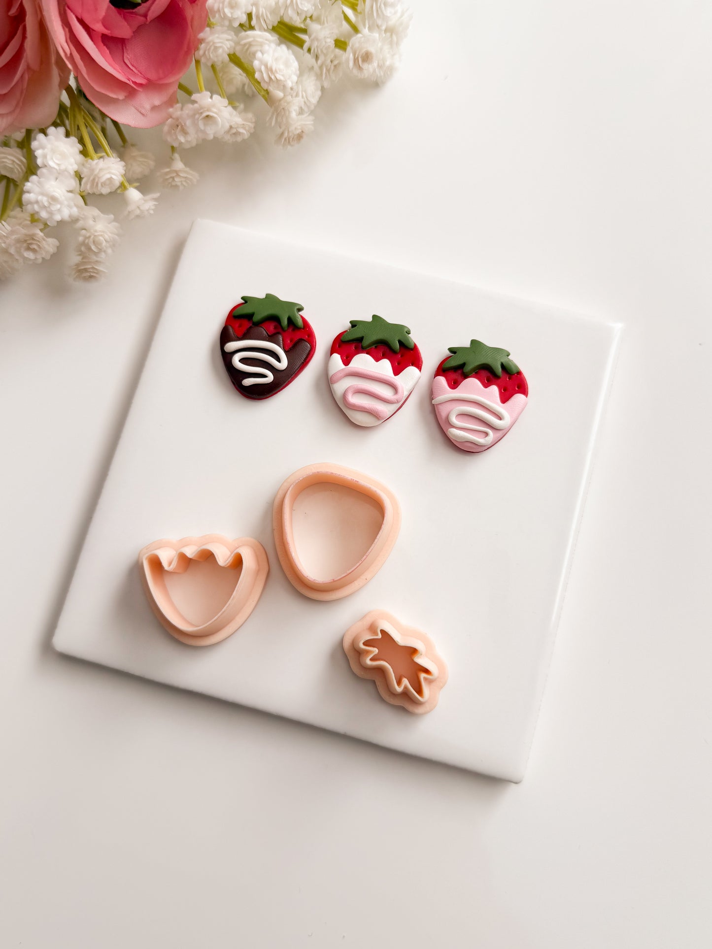 Chocolate Strawberry No. 3 Clay Cutter | Chocolate Strawberry No. 3 Polymer Clay Cutter for DIY Valentine Earrings Dessert-Themed Jewelry and Handmade Cute Accessories