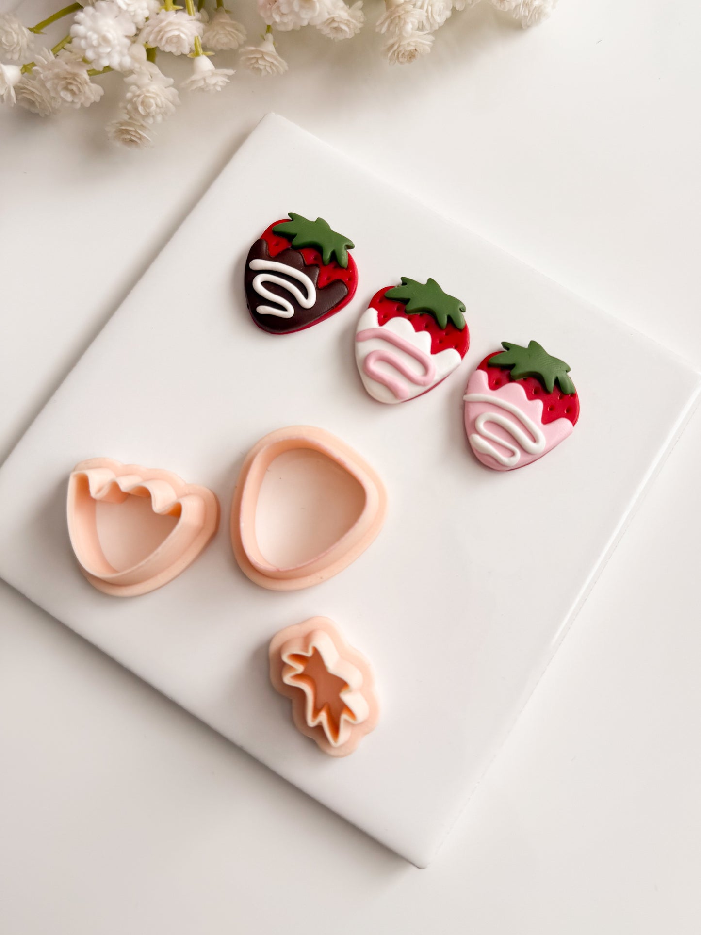 Chocolate Strawberry No. 3 Clay Cutter | Chocolate Strawberry No. 3 Polymer Clay Cutter for DIY Valentine Earrings Dessert-Themed Jewelry and Handmade Cute Accessories