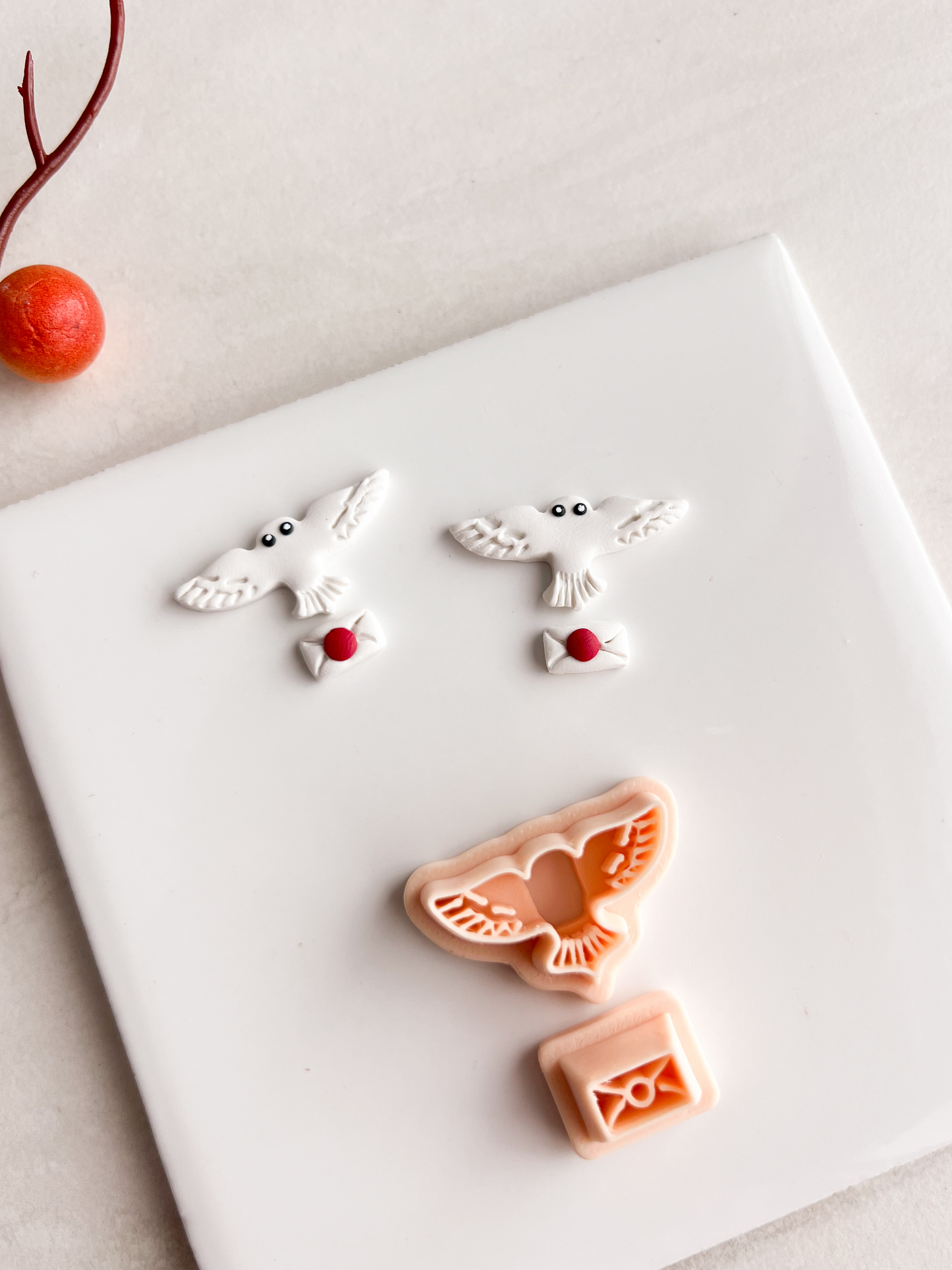 Hedwig Owl Carrying Letter Clay Cutter | Hedwig Owl Carrying Letter Polymer Clay Cutter for DIY Wizard Earrings Harry Potter Jewelry and Handmade Magical Accessories