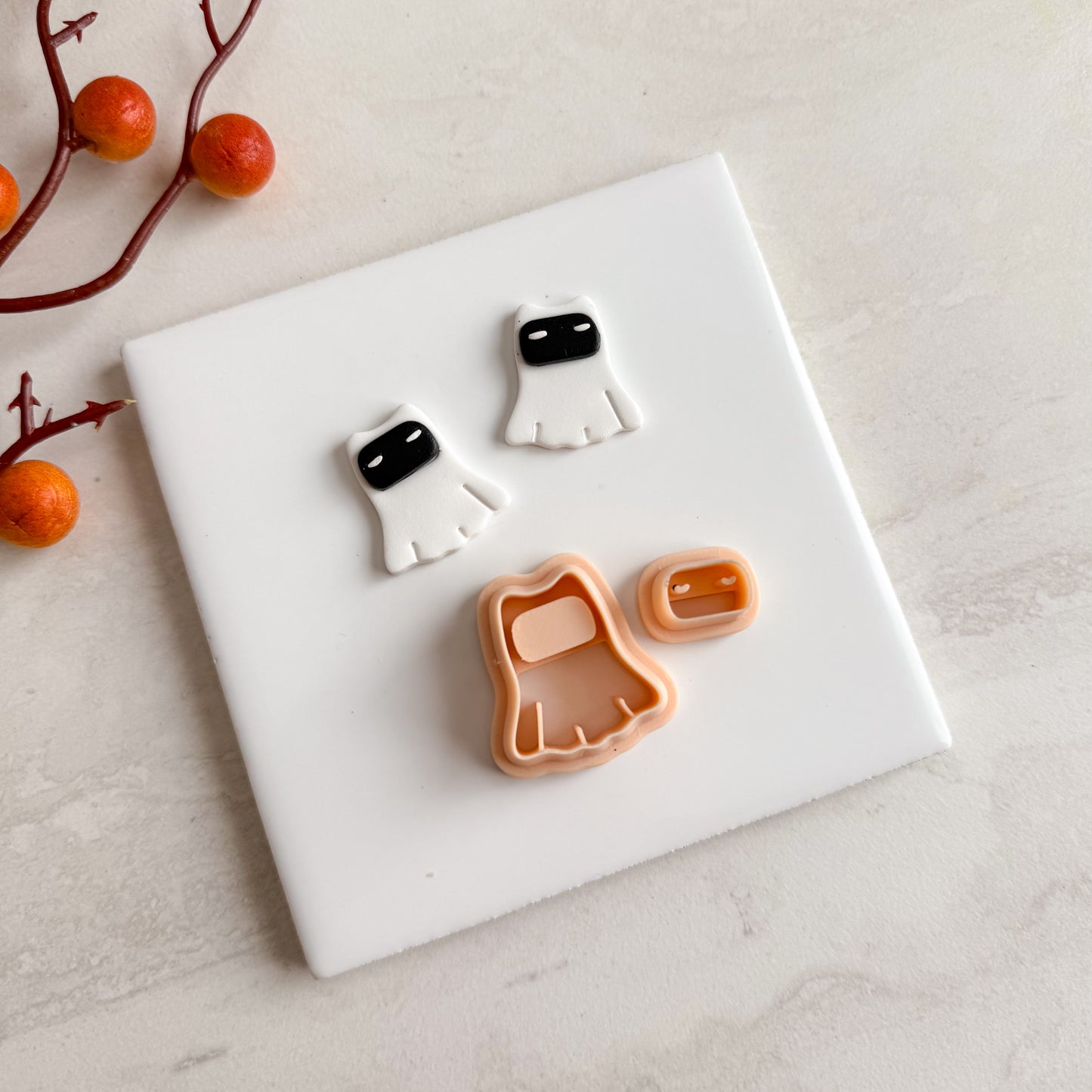 2025 Cat Wearing Ghost Costume | Cat Shape Spooky Polymer Clay Cutter Halloween Fall Animal Shapes