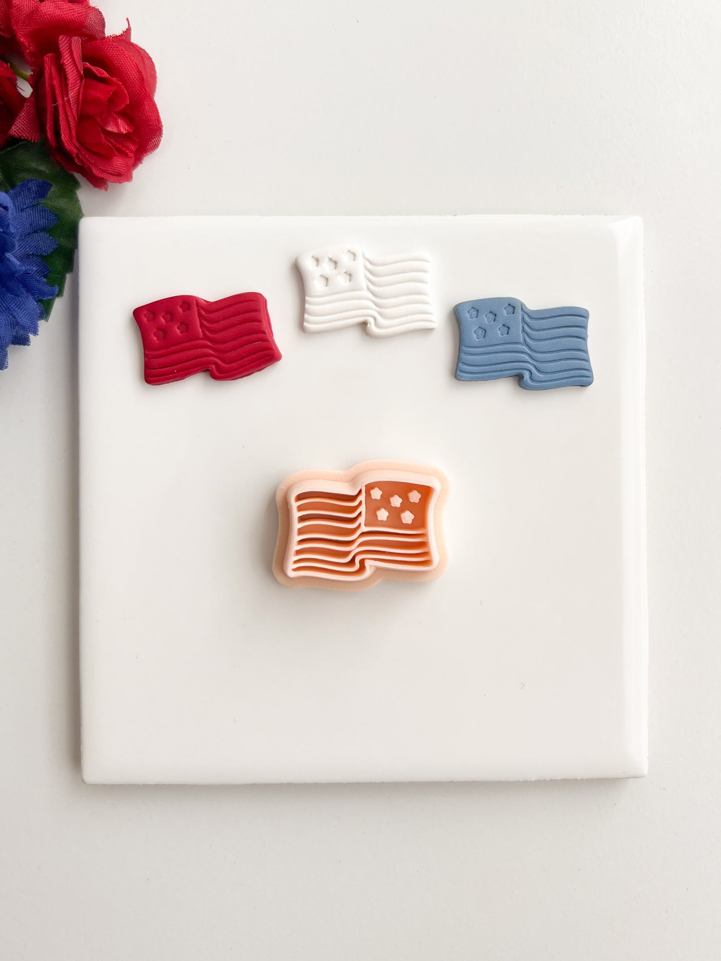 Wavy American Flag Clay Cutter | Wavy American Flag Polymer Clay Cutter for DIY Patriotic Earrings Fourth of July Jewelry and Handmade Celebration Accessories