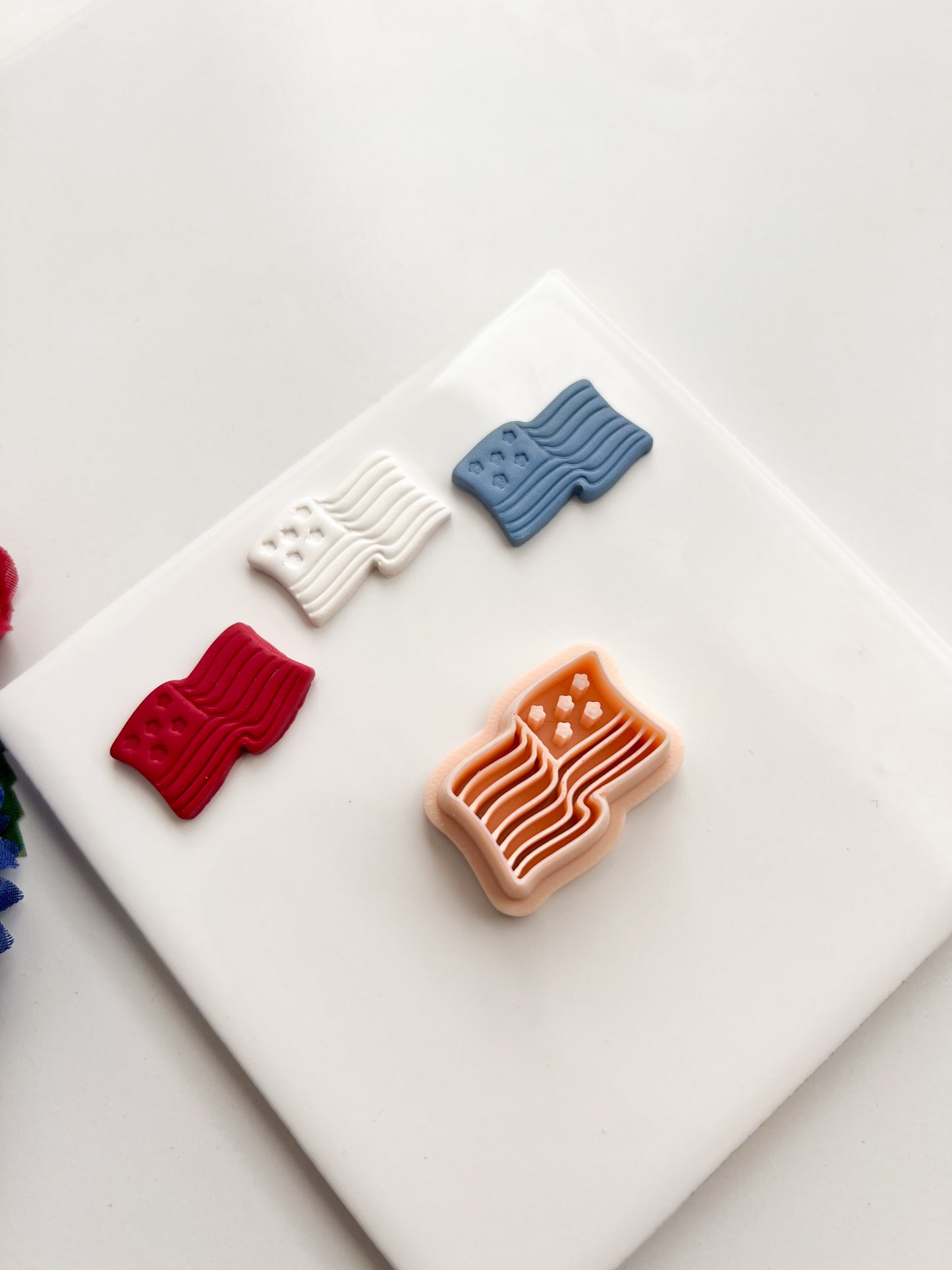 Wavy American Flag Clay Cutter | Wavy American Flag Polymer Clay Cutter for DIY Patriotic Earrings Fourth of July Jewelry and Handmade Celebration Accessories