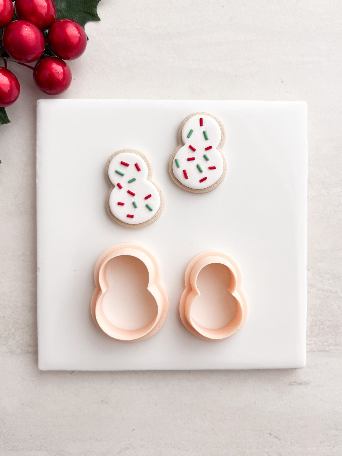 Snowman Frosted Cookie Clay Cutter | Snowman Frosted Cookie Polymer Clay Cutter for DIY Holiday Earrings Baking-Themed Jewelry and Handmade Christmas Accessories