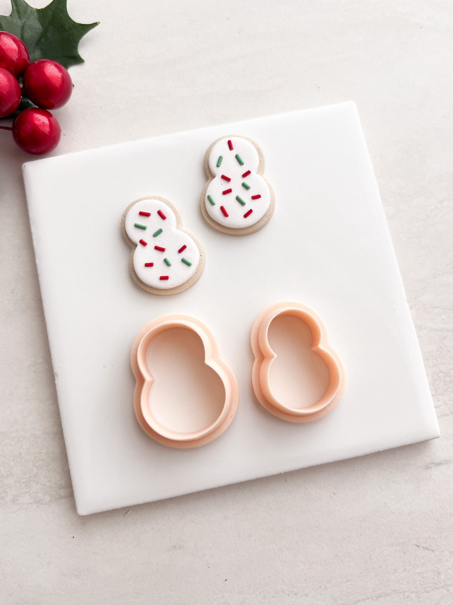Snowman Frosted Cookie Clay Cutter | Snowman Frosted Cookie Polymer Clay Cutter for DIY Holiday Earrings Baking-Themed Jewelry and Handmade Christmas Accessories
