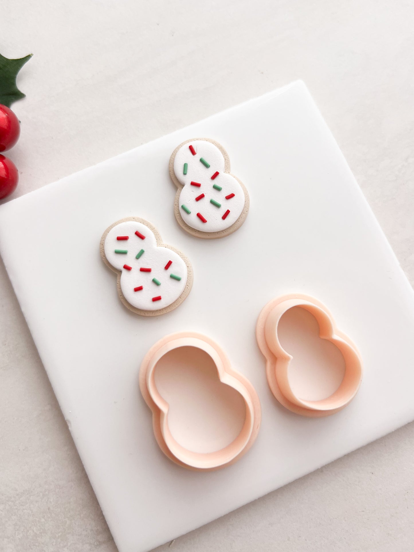 Snowman Frosted Cookie Clay Cutter | Snowman Frosted Cookie Polymer Clay Cutter for DIY Holiday Earrings Baking-Themed Jewelry and Handmade Christmas Accessories