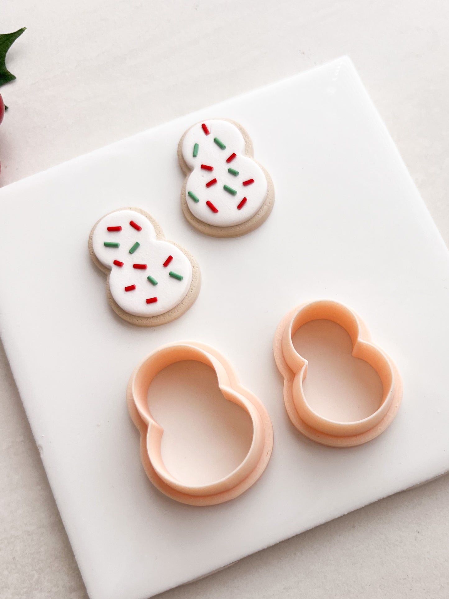 Snowman Frosted Cookie Clay Cutter | Snowman Frosted Cookie Polymer Clay Cutter for DIY Holiday Earrings Baking-Themed Jewelry and Handmade Christmas Accessories