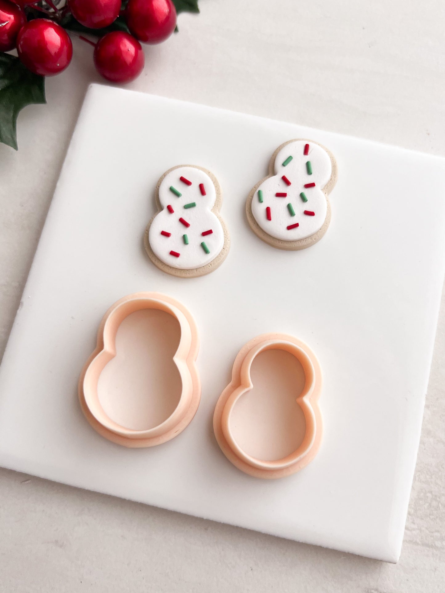Snowman Frosted Cookie Clay Cutter | Snowman Frosted Cookie Polymer Clay Cutter for DIY Holiday Earrings Baking-Themed Jewelry and Handmade Christmas Accessories