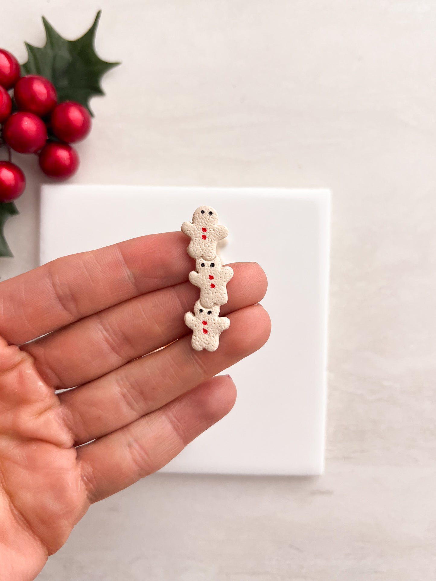 Gingerbread Men Chain Clay Cutter | Gingerbread Men Chain Polymer Clay Cutter for DIY Christmas Earrings Cookie-Themed Jewelry and Handmade Holiday Accessories