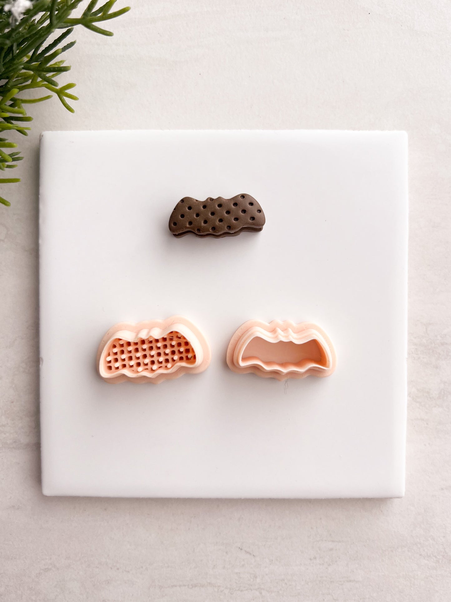 Bat Ice Cream Sandwich Clay Cutter | Bat Ice Cream Sandwich Polymer Clay Cutter for DIY Halloween Earrings Sweet-Themed Jewelry and Handmade Spooky Accessories