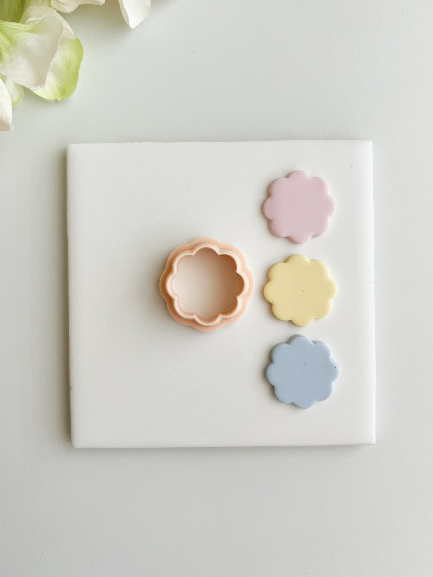 Scalloped Circle No. 2 Clay Cutter | Scalloped Circle No. 2 Polymer Clay Cutter for DIY Geometric Earrings Modern Jewelry and Handmade Minimalist Accessories