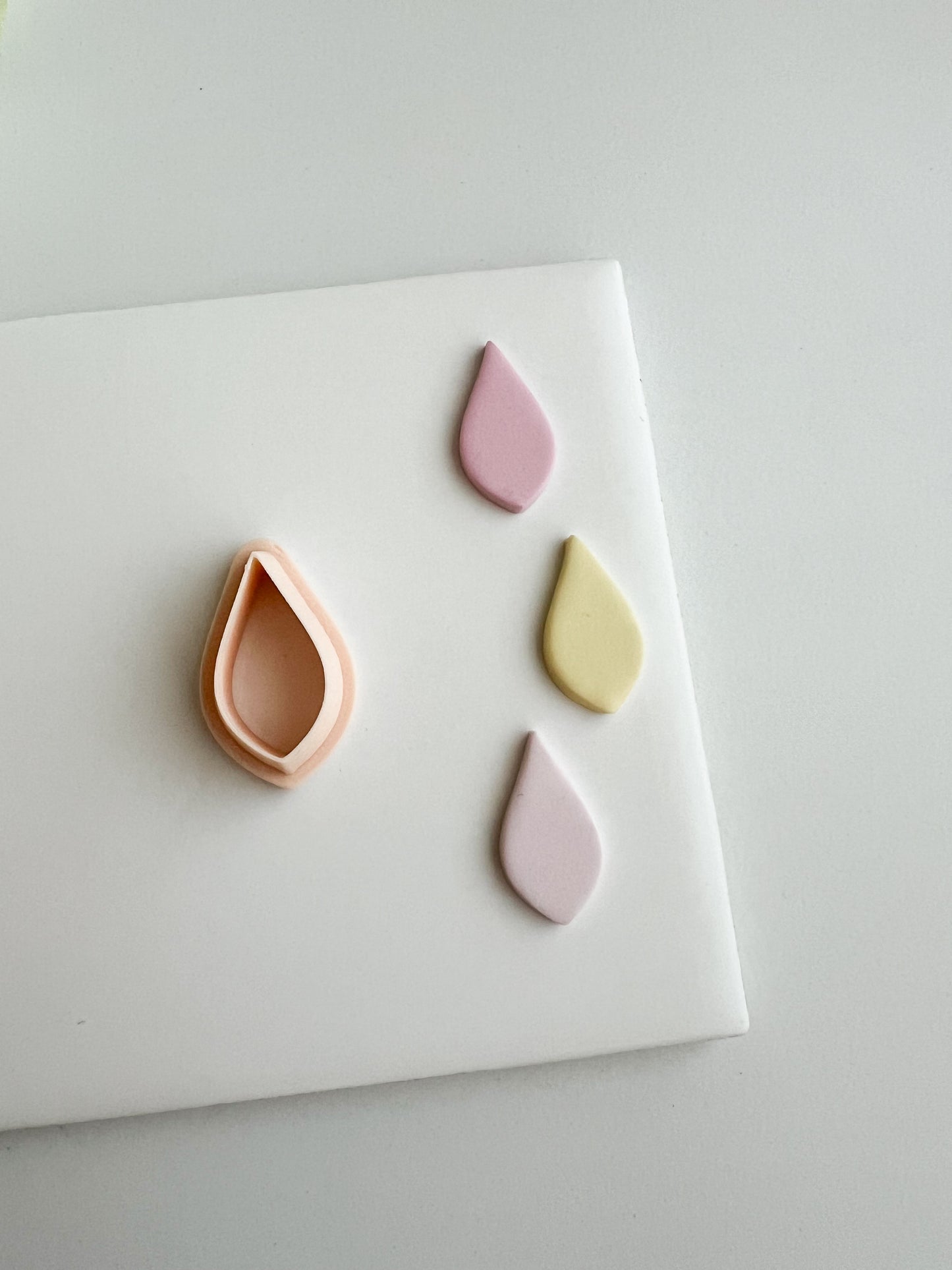 Tear Shape No. 2 Clay Cutter | Tear Shape Polymer Clay Cutter for DIY Elegant Earrings Geometric Jewelry and Handmade Modern Accessories