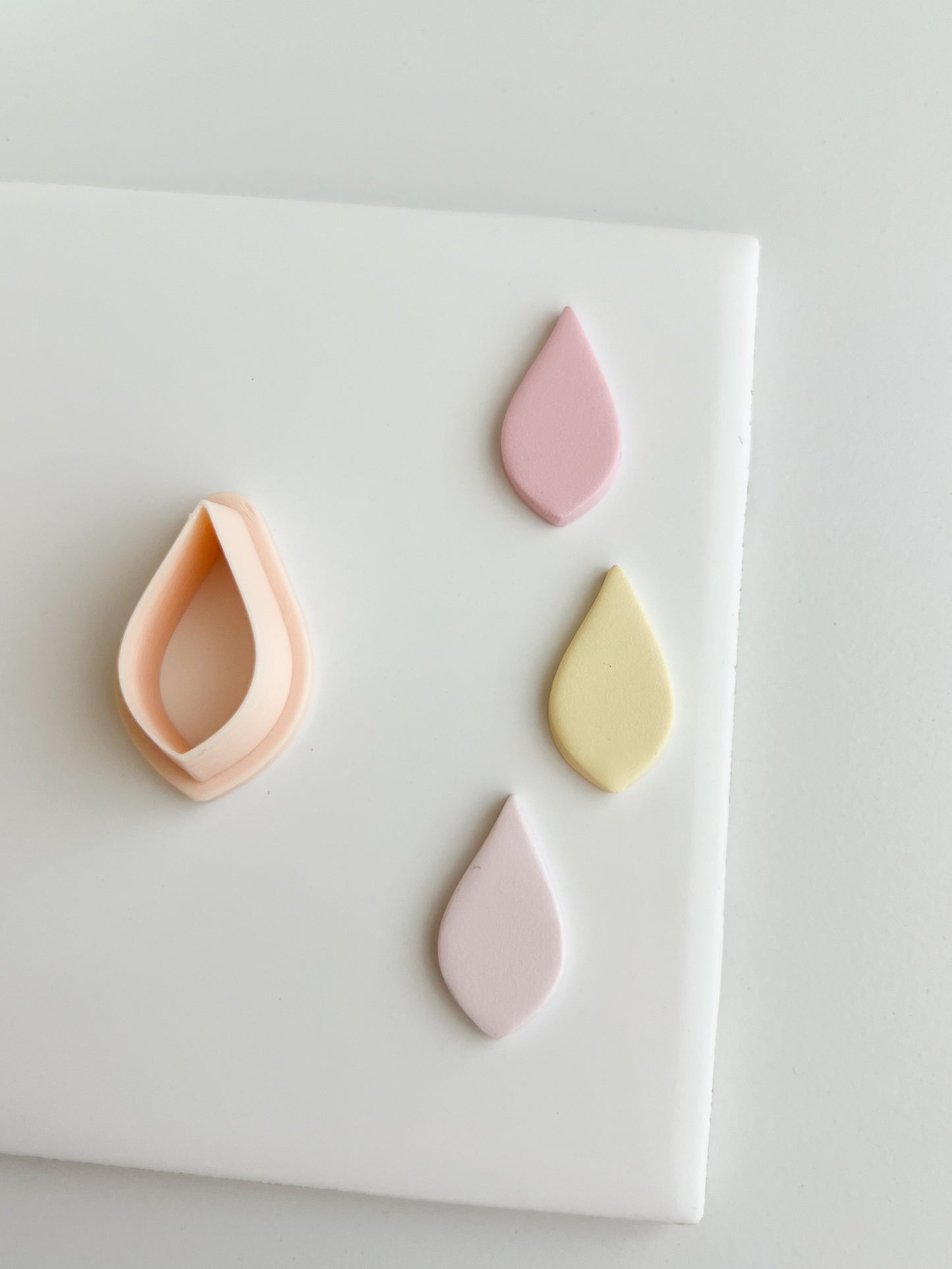 Tear Shape No. 2 Clay Cutter | Tear Shape Polymer Clay Cutter for DIY Elegant Earrings Geometric Jewelry and Handmade Modern Accessories