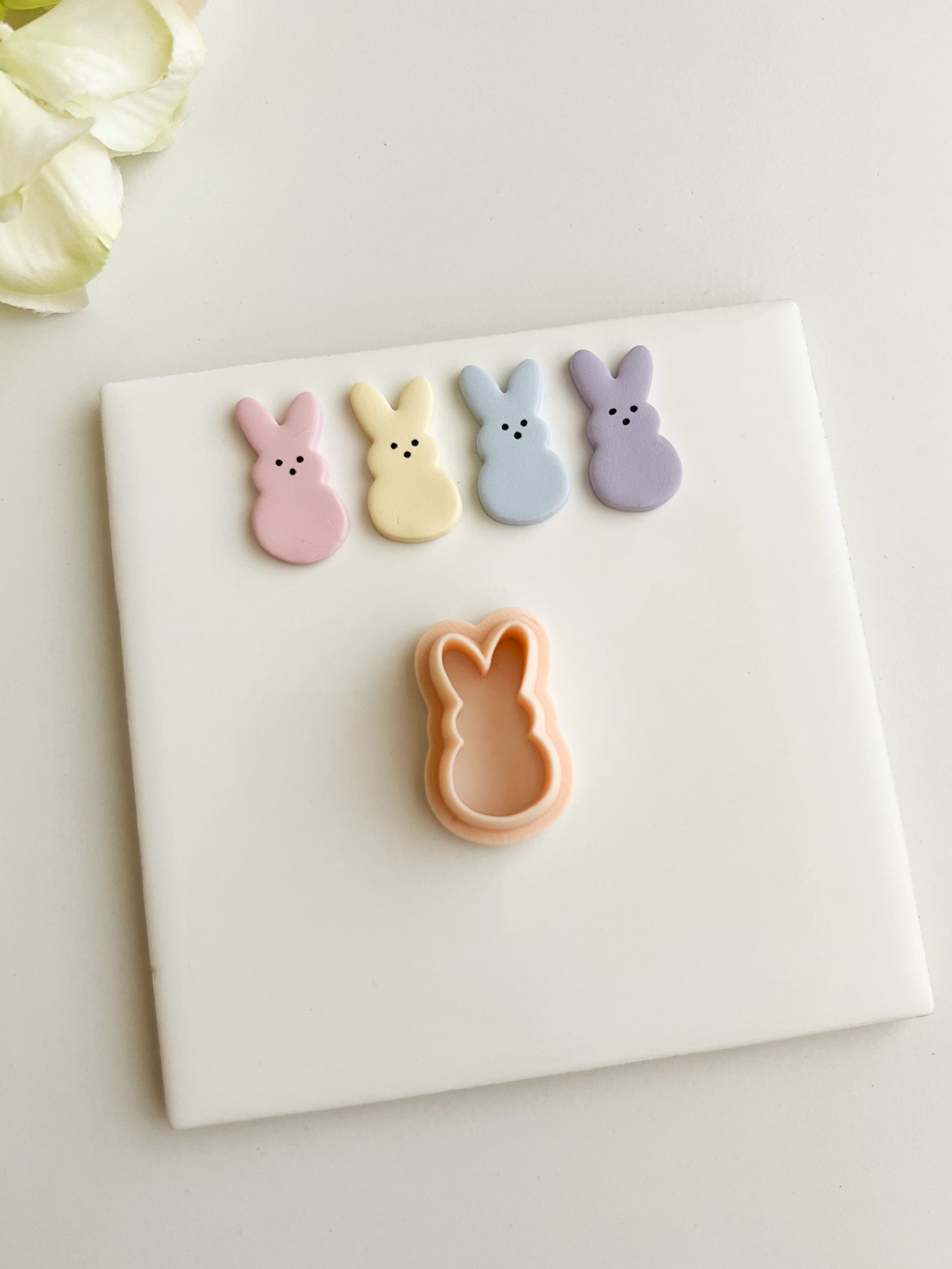 Bunny Peep No. 2 Clay Cutter | Bunny Peep No. 2 Polymer Clay Cutter for DIY Easter Earrings Cute Bunny-Themed Jewelry and Handmade Spring Accessories