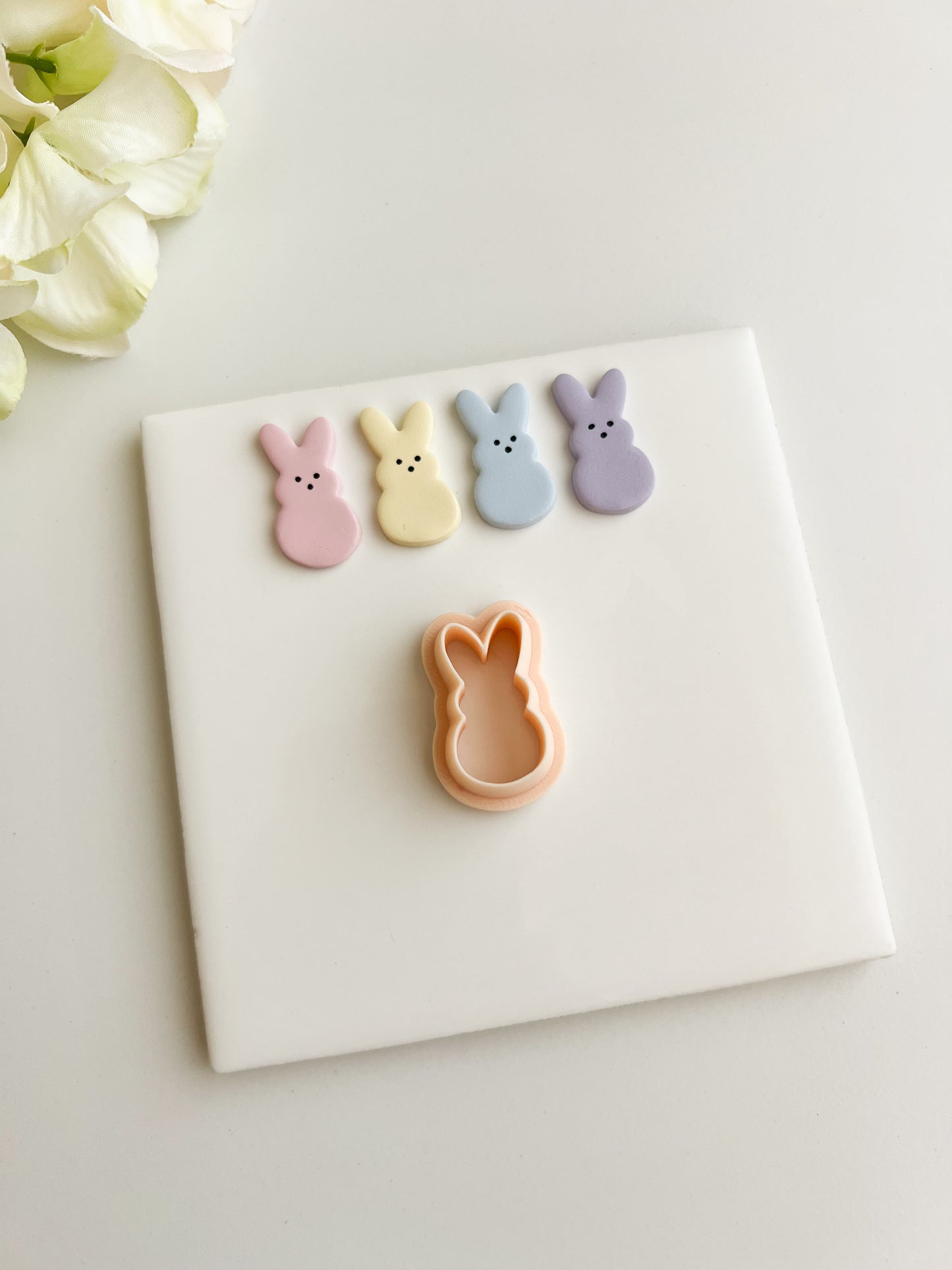 Bunny Peep No. 2 Clay Cutter | Bunny Peep No. 2 Polymer Clay Cutter for DIY Easter Earrings Cute Bunny-Themed Jewelry and Handmade Spring Accessories