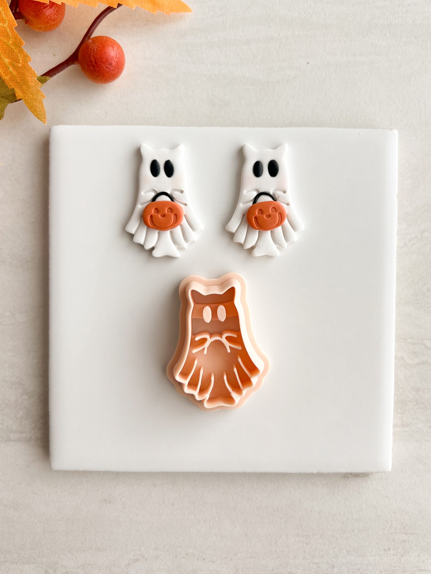 Ghost Cat Clay Cutter | Ghost Cat Polymer Clay Cutter for DIY Halloween Earrings Cat-Themed Jewelry and Handmade Spooky Accessories