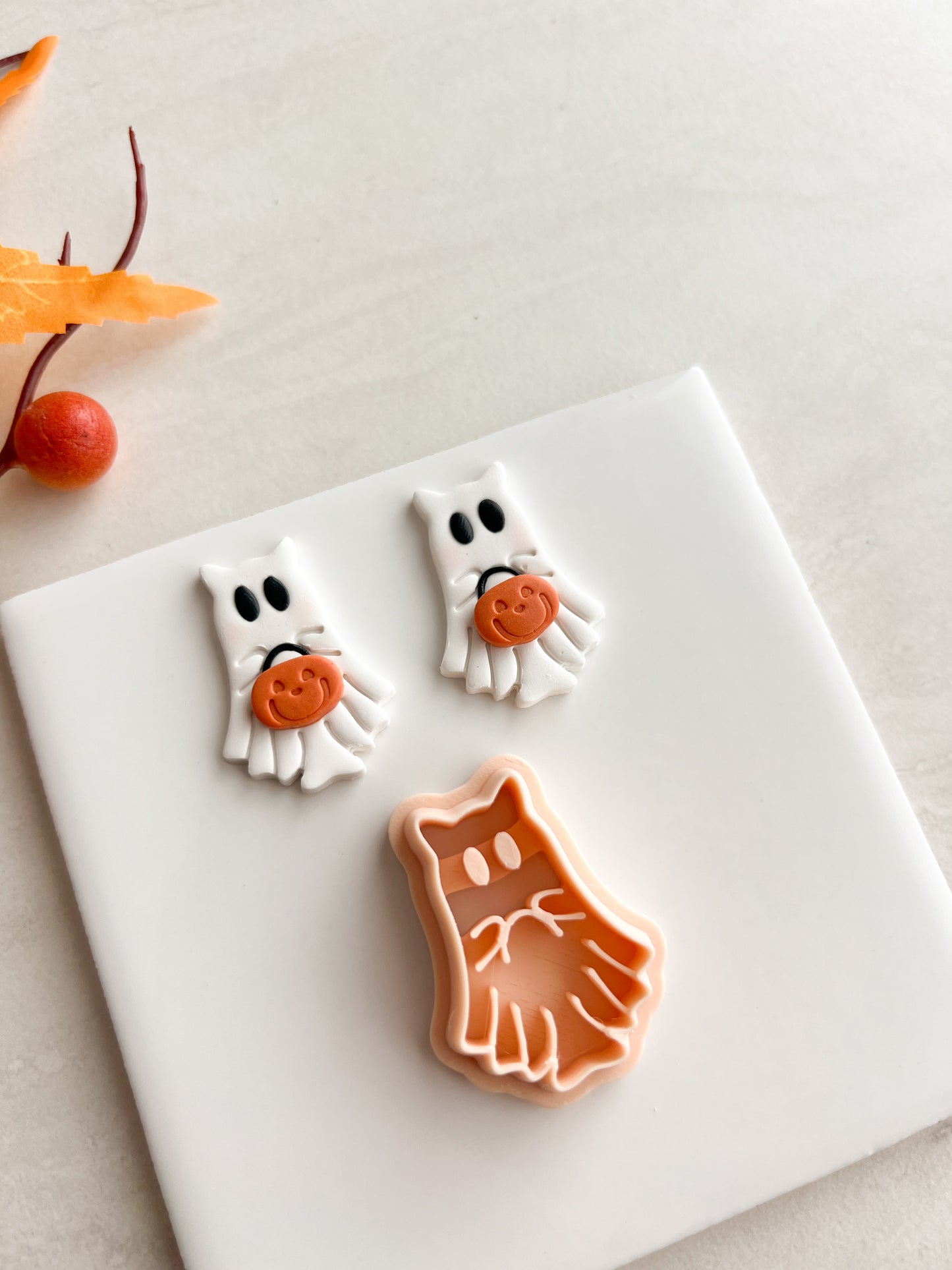 Ghost Cat Clay Cutter | Ghost Cat Polymer Clay Cutter for DIY Halloween Earrings Cat-Themed Jewelry and Handmade Spooky Accessories