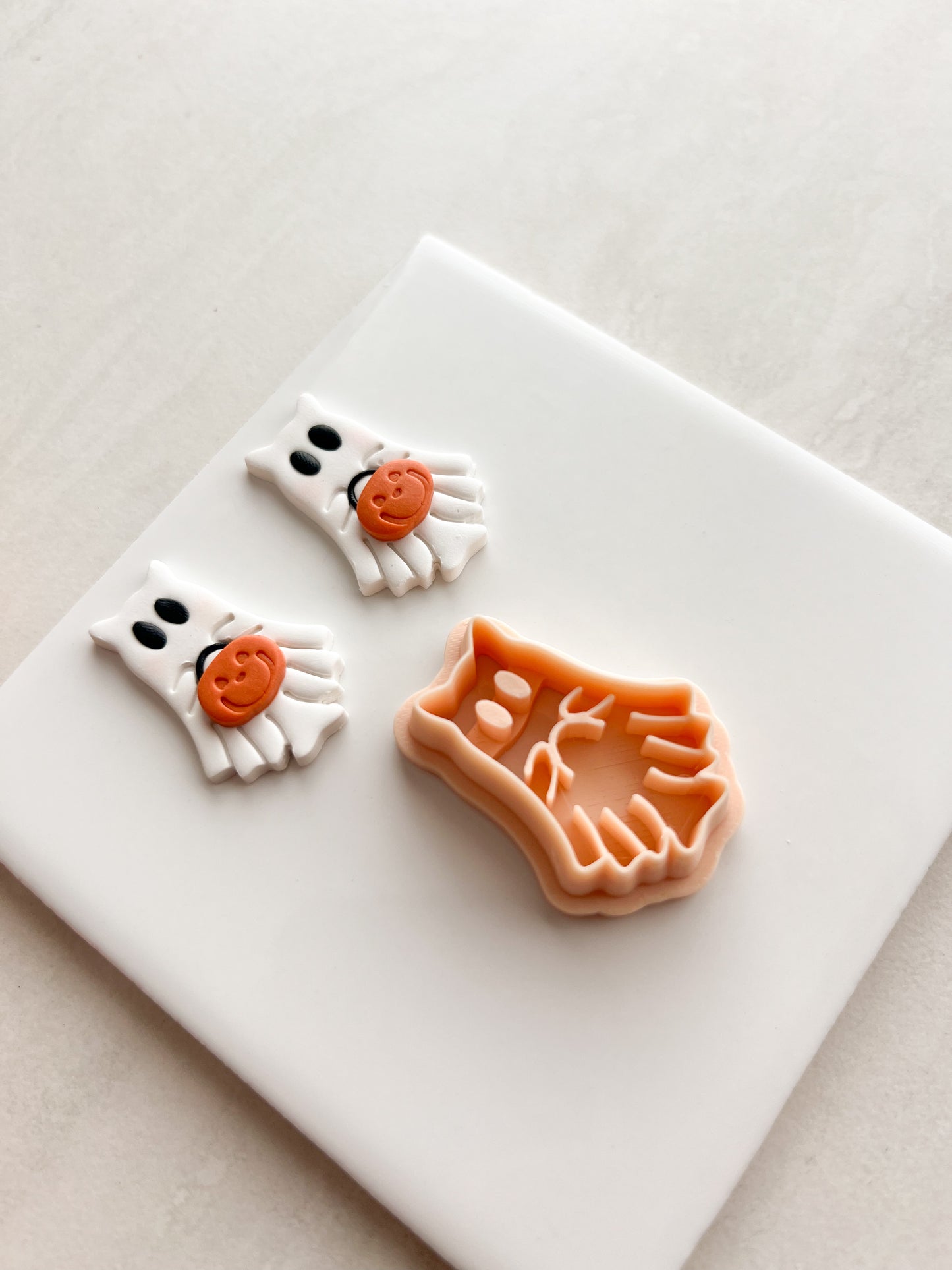 Ghost Cat Clay Cutter | Ghost Cat Polymer Clay Cutter for DIY Halloween Earrings Cat-Themed Jewelry and Handmade Spooky Accessories