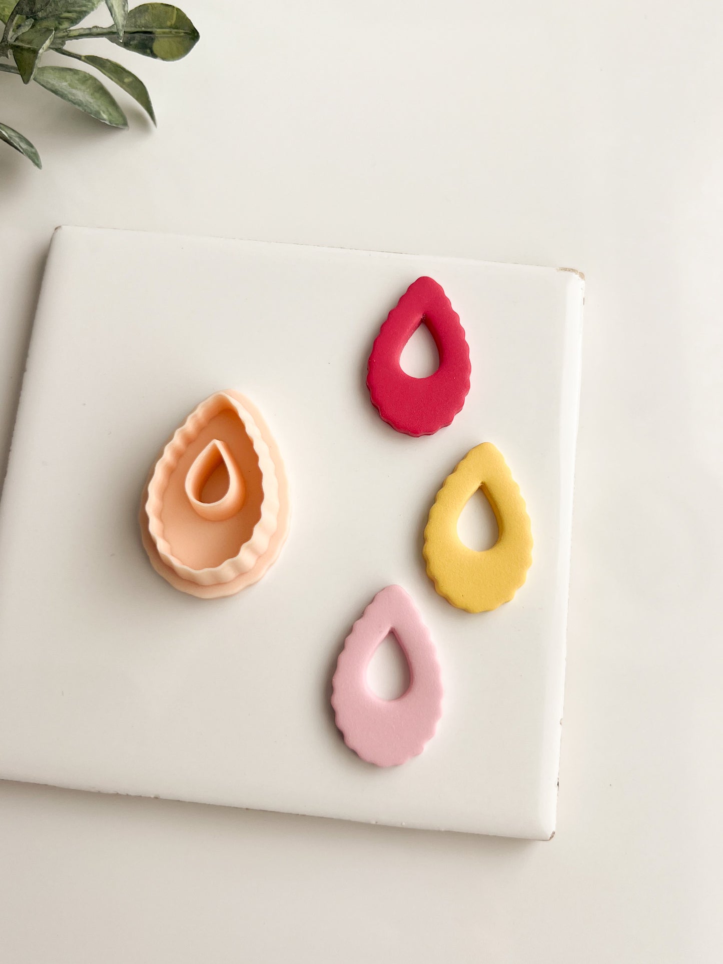 Ridged Donut Oval Clay Cutter | Ridged Donut Oval Polymer Clay Cutter for DIY Earrings Fun Jewelry and Trendy Handmade Accessories