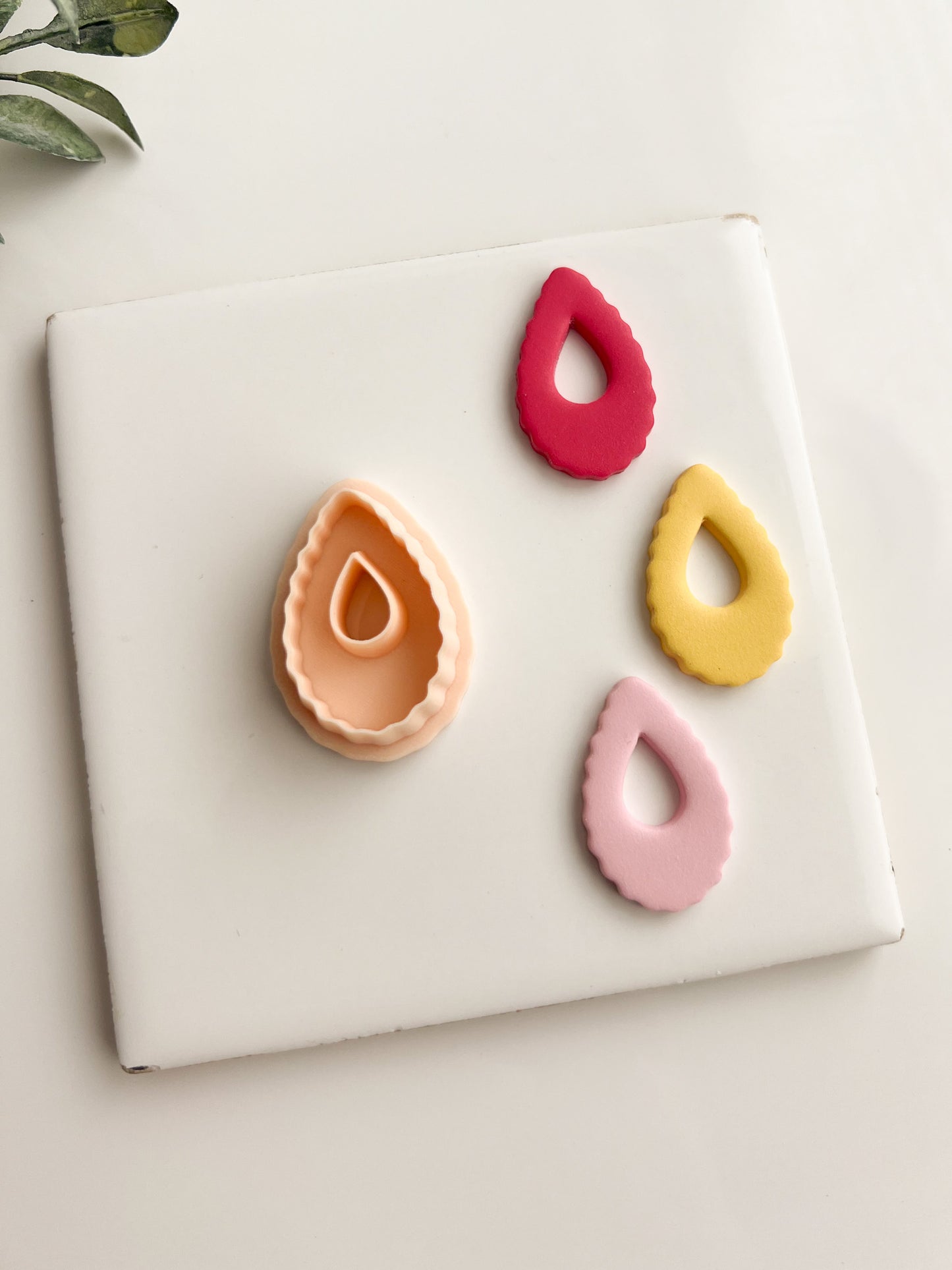 Ridged Donut Oval Clay Cutter | Ridged Donut Oval Polymer Clay Cutter for DIY Earrings Fun Jewelry and Trendy Handmade Accessories