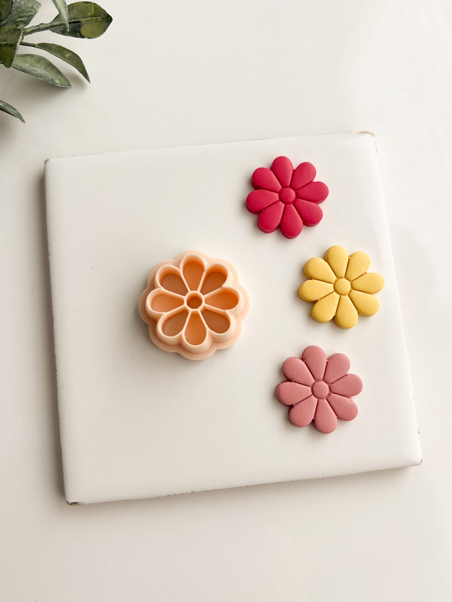 Floral Shape No. 5 Clay Cutter | Floral Polymer Clay Cutter for DIY Earrings Botanical Jewelry and Handmade Flower-Themed Crafts