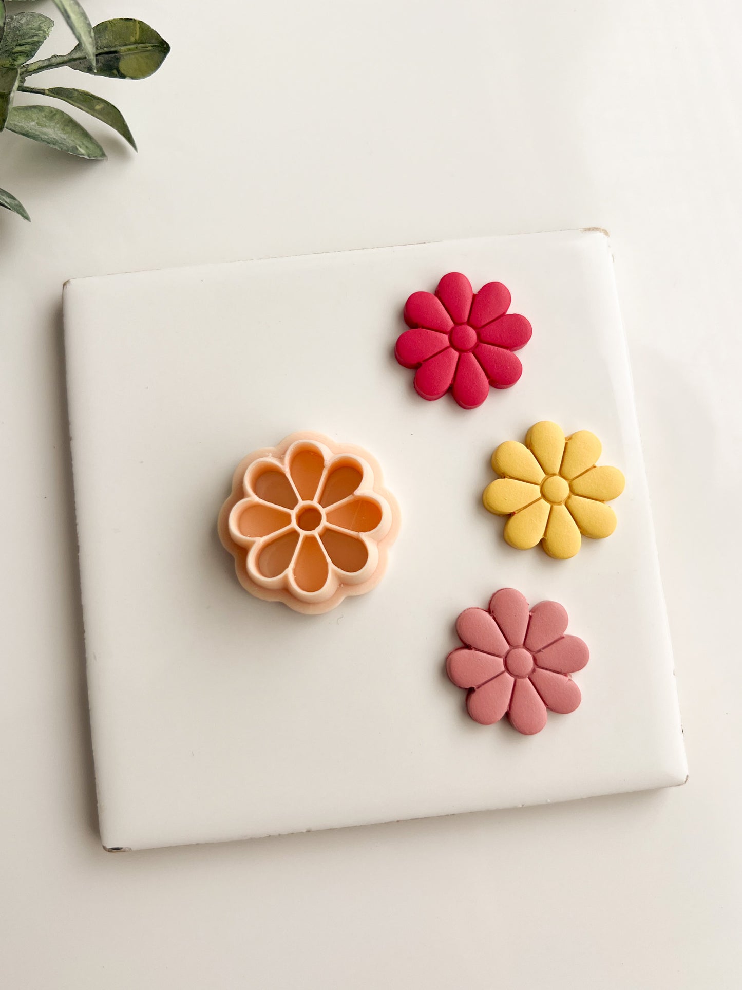 Floral Shape No. 5 Clay Cutter | Floral Polymer Clay Cutter for DIY Earrings Botanical Jewelry and Handmade Flower-Themed Crafts
