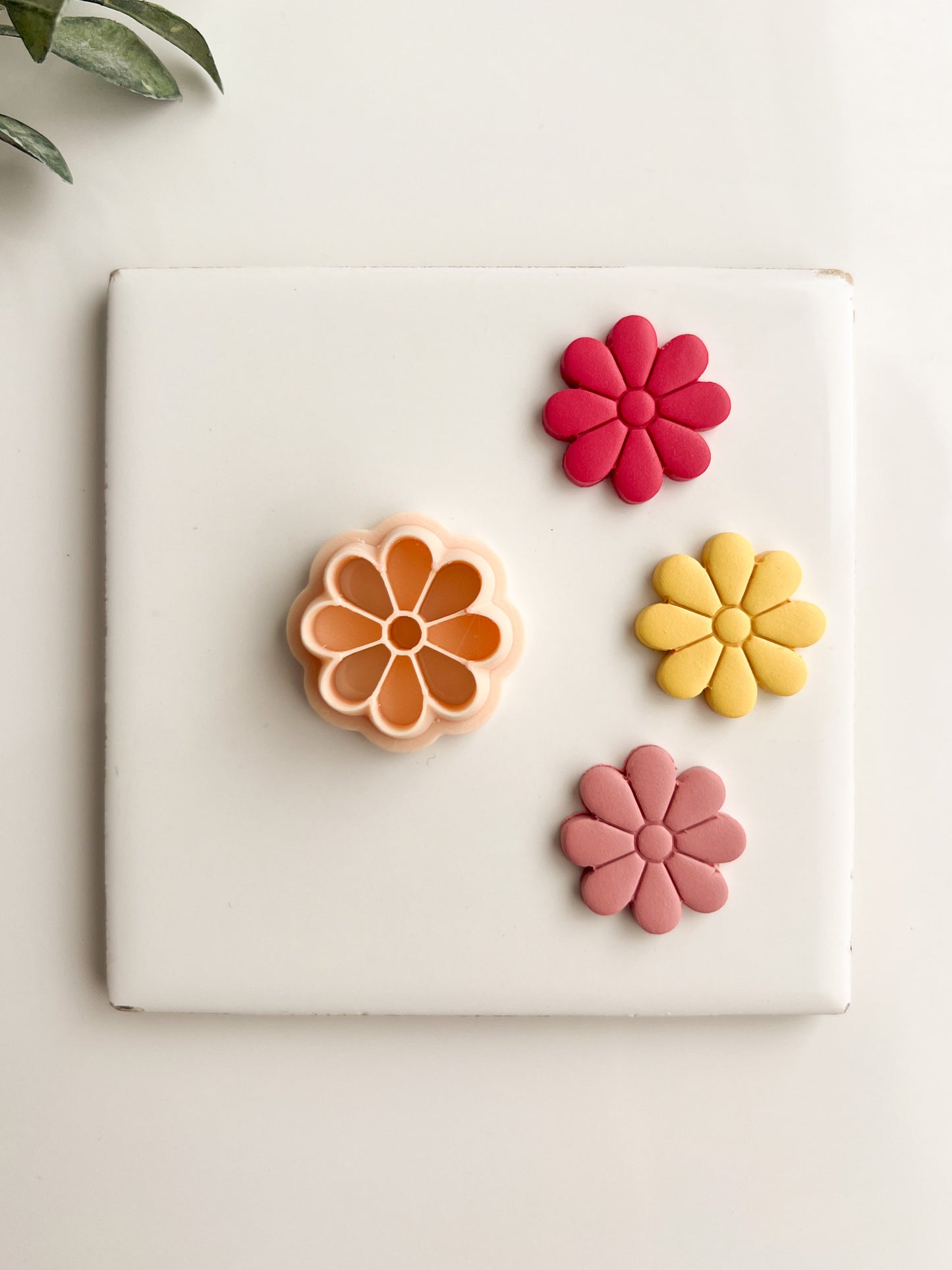 Floral Shape No. 5 Clay Cutter | Floral Polymer Clay Cutter for DIY Earrings Botanical Jewelry and Handmade Flower-Themed Crafts