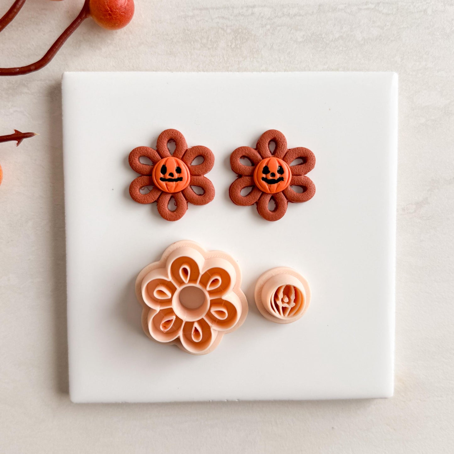 2025 Floral Pumpkin Clay Cutter | Jack-o’-Lantern Floral Cutout Polymer Clay Cutter for Fall Earrings and Halloween Crafts