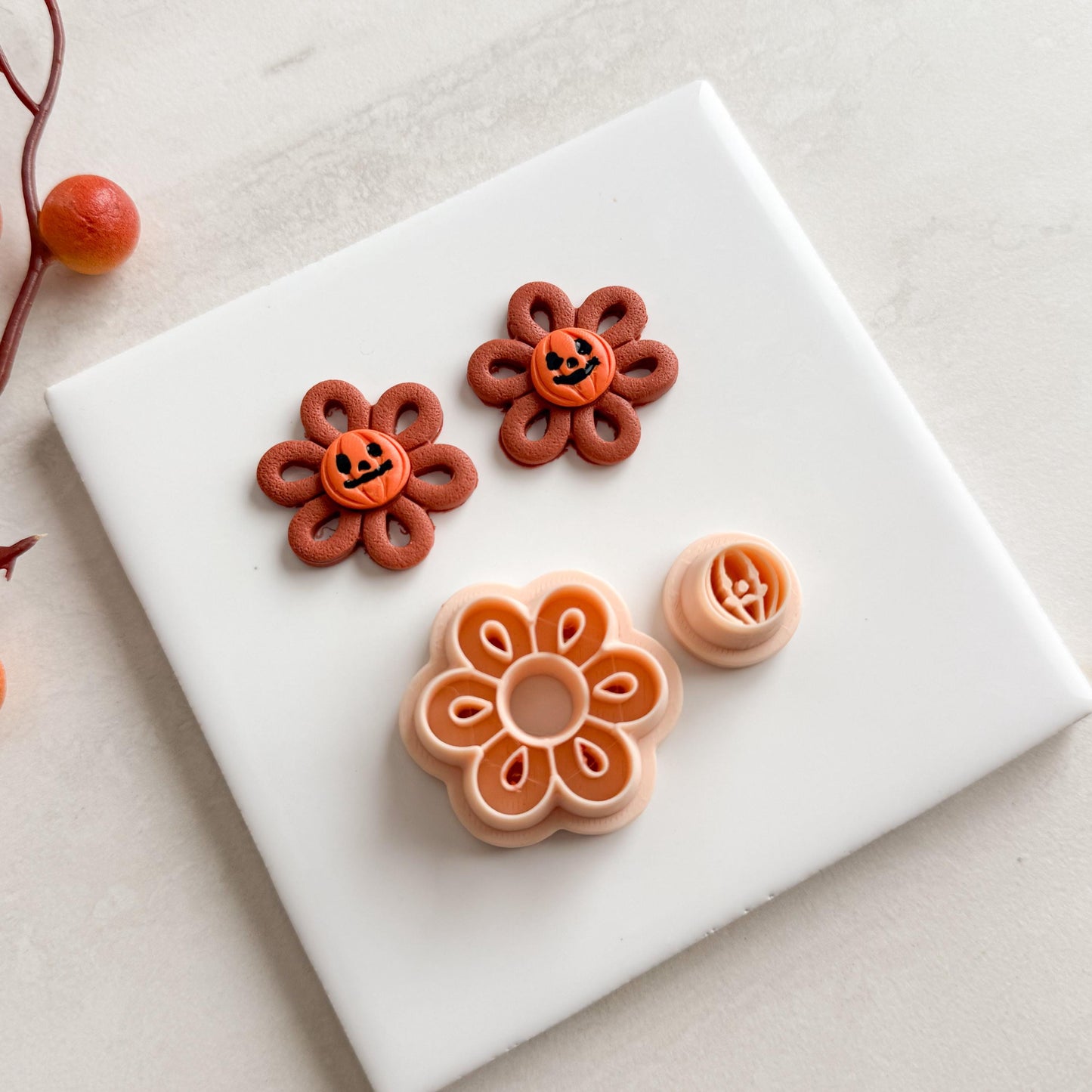 2025 Floral Pumpkin Clay Cutter | Jack-o’-Lantern Floral Cutout Polymer Clay Cutter for Fall Earrings and Halloween Crafts