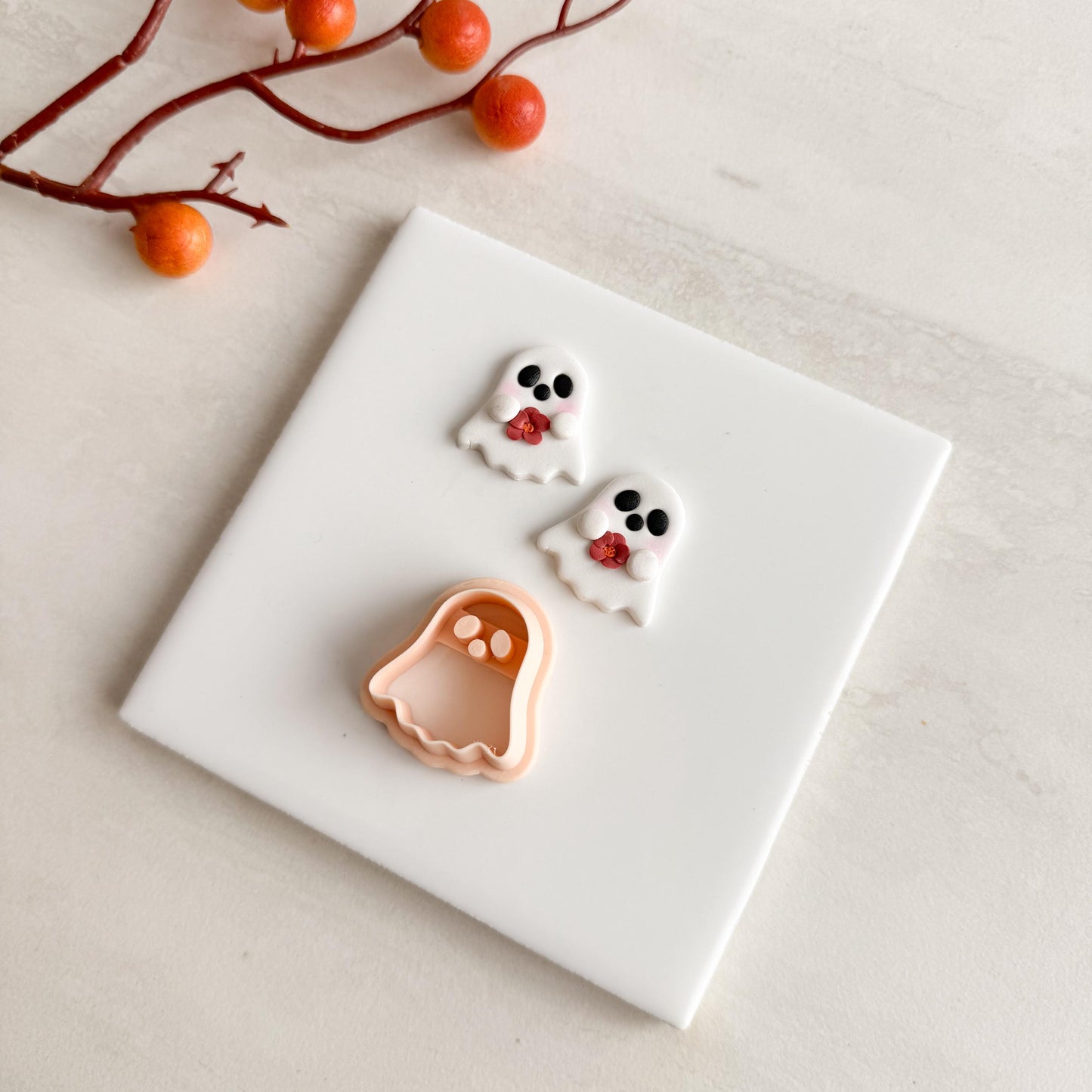 2025 Ghost Clay Cutter No. 1 | Fall Polymer Clay Cutter Spooky Embossed for Halloween Earrings