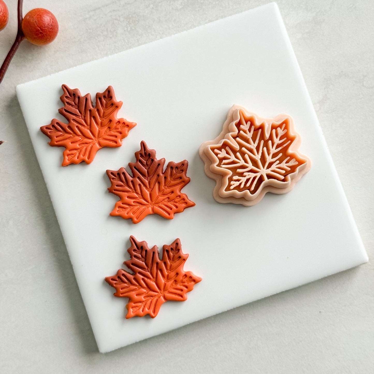 2025 Maple Leaf Clay Cutter No. 1 | Classic Fall Leaf Polymer Clay Cutter for Autumn Earrings and Cozy Crafts