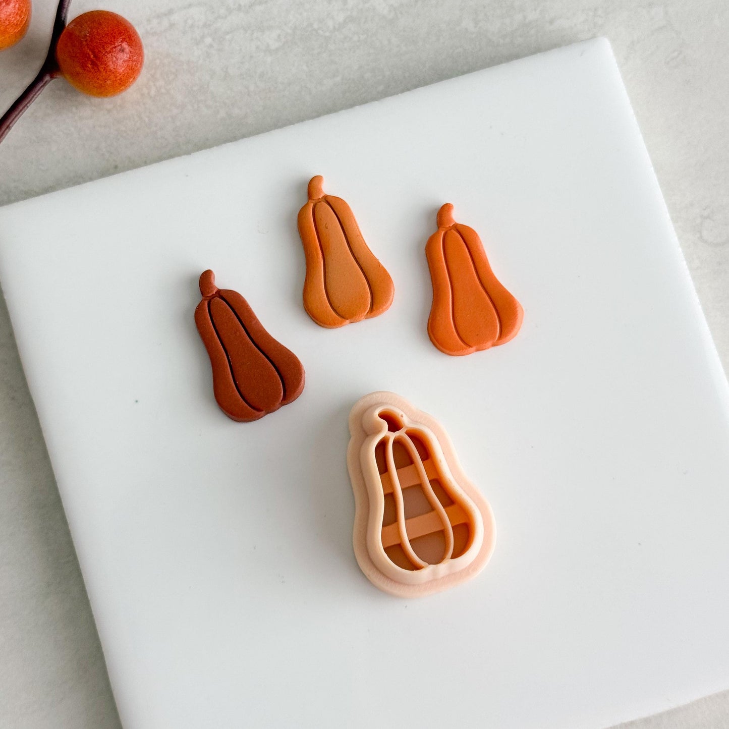 2025 Pumpkin Clay Cutter No. 1 | Rounded Pumpkin Polymer Clay Cutter for Fall Earrings and Cozy Autumn Crafts