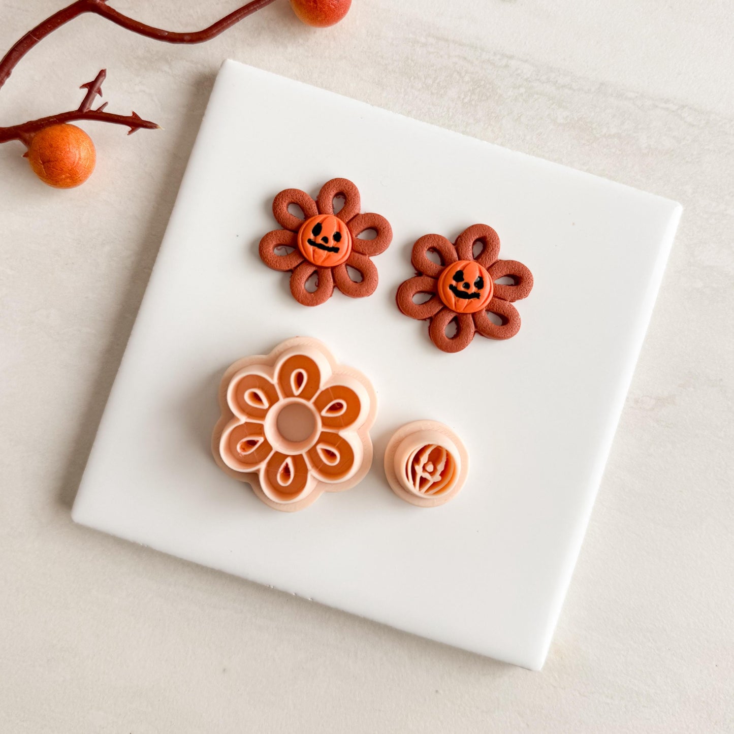2025 Floral Pumpkin Clay Cutter | Jack-o’-Lantern Floral Cutout Polymer Clay Cutter for Fall Earrings and Halloween Crafts