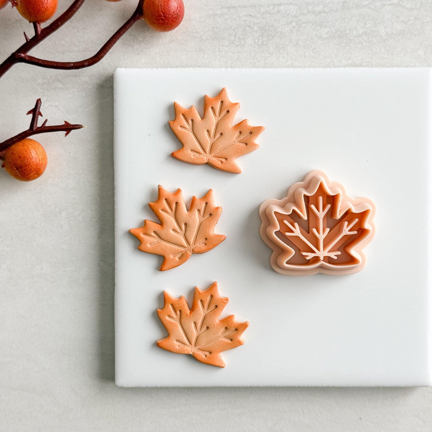 2025 Maple Leaf Clay Cutter No. 3 | Cute Rounded Fall Leaf Polymer Clay Cutter for Autumn Earrings and Cozy Crafts