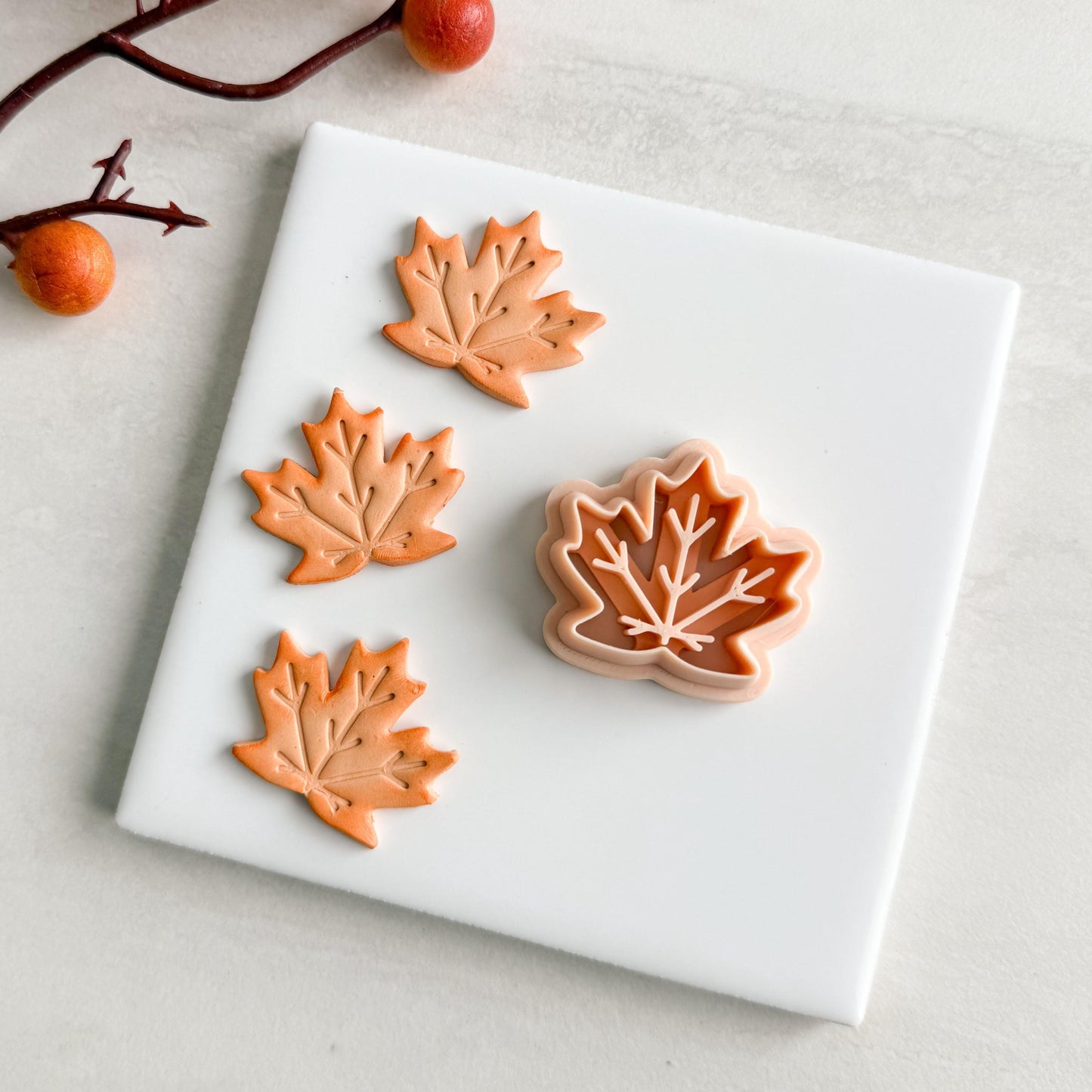 2025 Maple Leaf Clay Cutter No. 3 | Cute Rounded Fall Leaf Polymer Clay Cutter for Autumn Earrings and Cozy Crafts