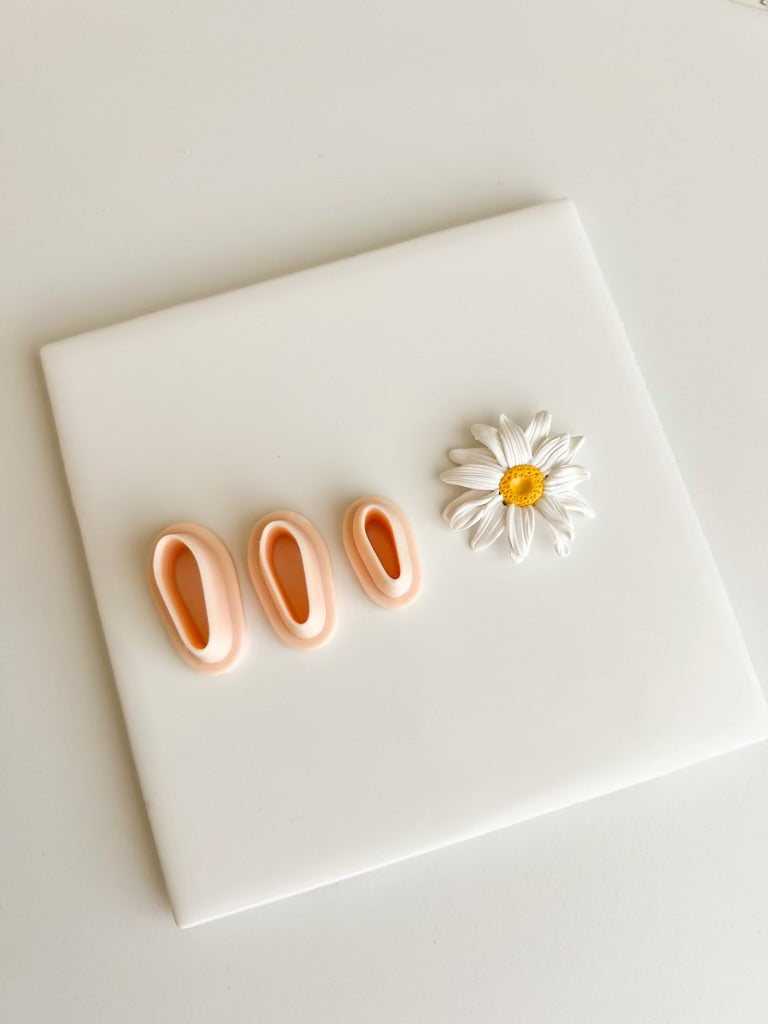 Daisy Petal Clay Cutter | Daisy Petal Polymer Clay Cutter for DIY Floral Earrings Nature-Themed Jewelry and Handmade Spring Accessories