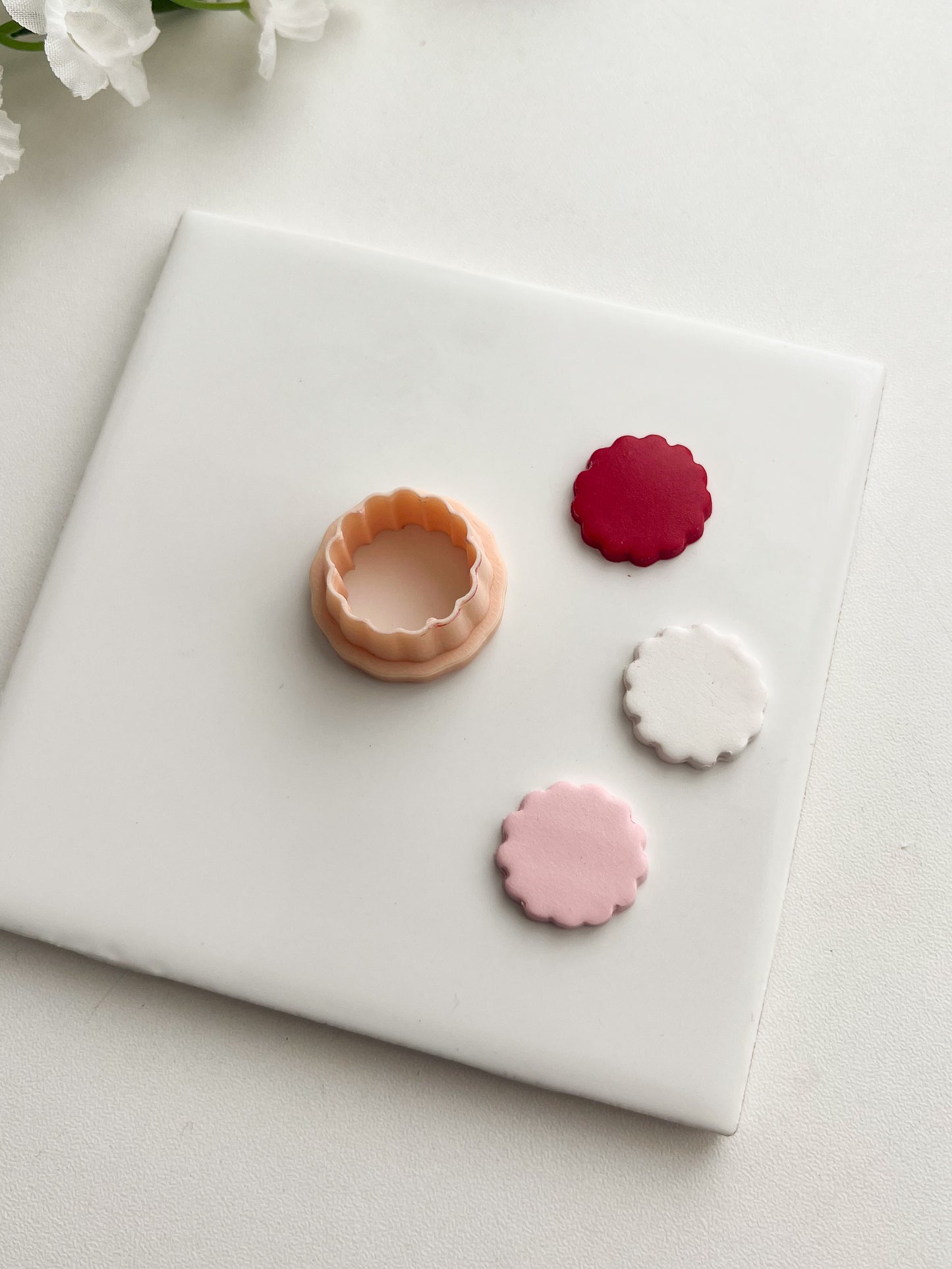 Scalloped Circle No. 1 Clay Cutter | Scalloped Circle No. 1 Polymer Clay Cutter for DIY Classic Earrings Vintage Jewelry and Handmade Elegant Accessories