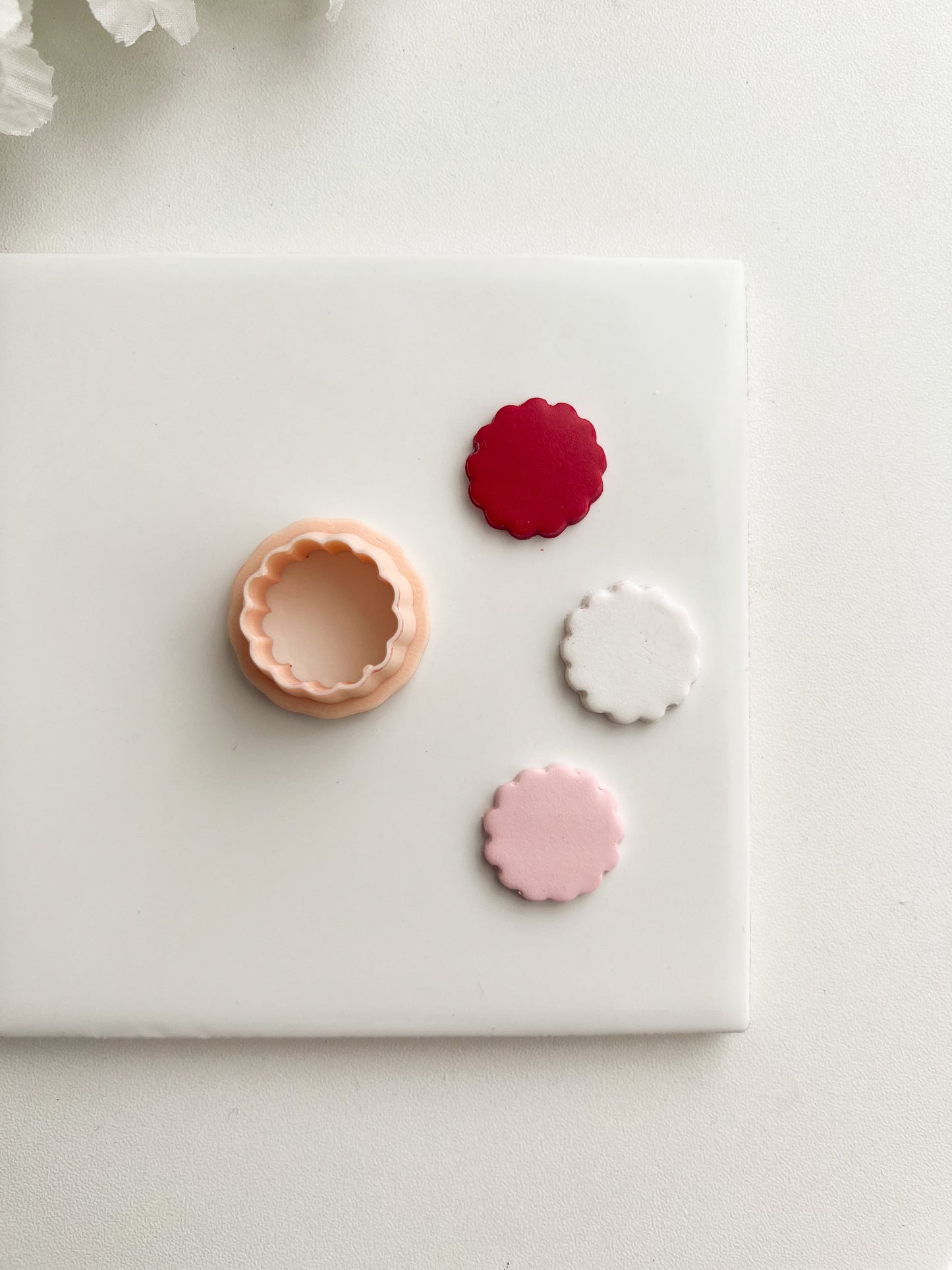 Scalloped Circle No. 1 Clay Cutter | Scalloped Circle No. 1 Polymer Clay Cutter for DIY Classic Earrings Vintage Jewelry and Handmade Elegant Accessories