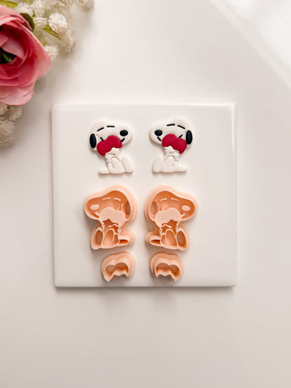 Snoopy Hugging Heart Clay Cutter | Snoopy Hugging Heart Polymer Clay Cutter for DIY Valentine Earrings Cartoon-Themed Jewelry and Handmade Cute Accessories