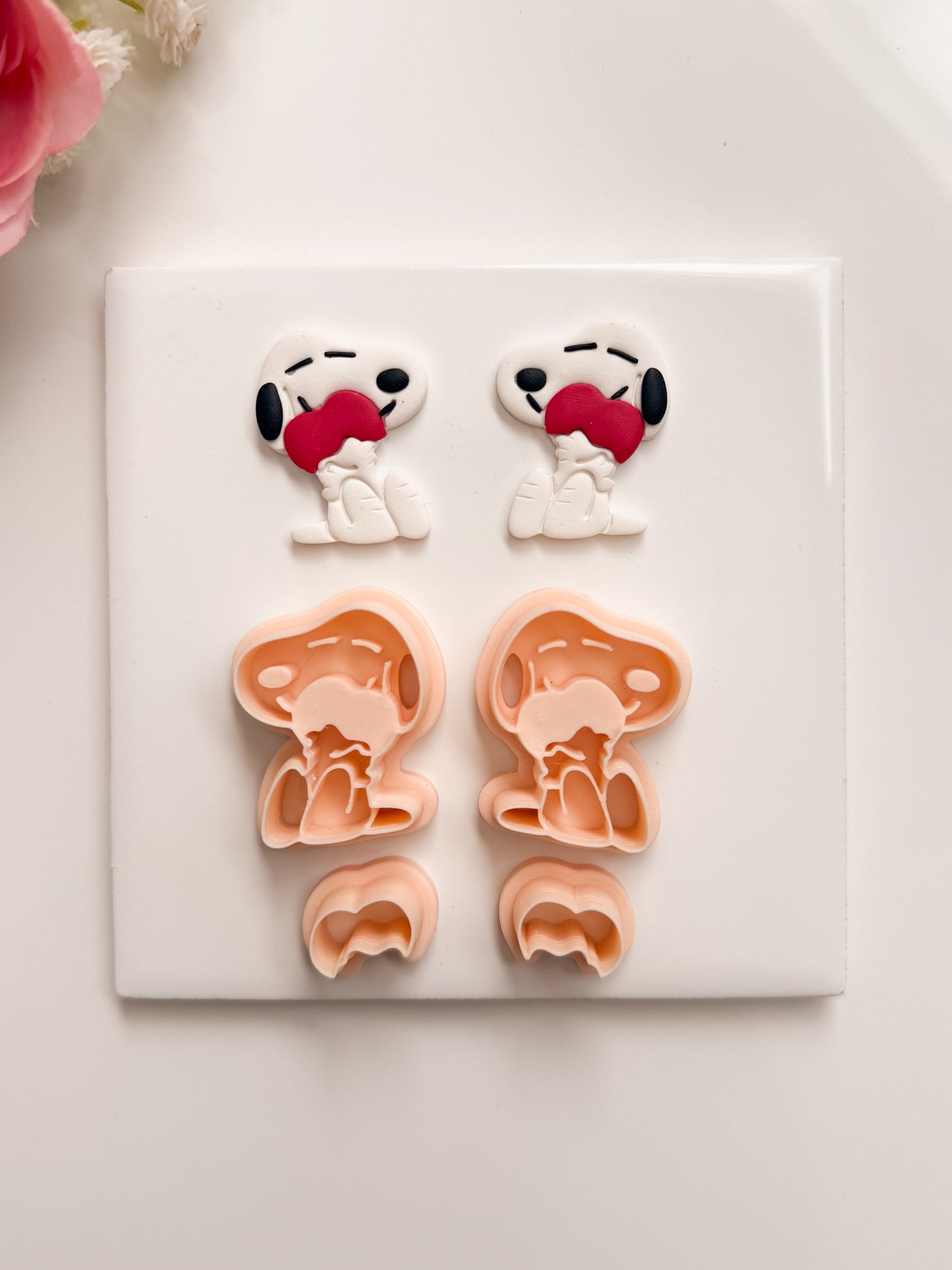 Snoopy Hugging Heart Clay Cutter | Snoopy Hugging Heart Polymer Clay Cutter for DIY Valentine Earrings Cartoon-Themed Jewelry and Handmade Cute Accessories