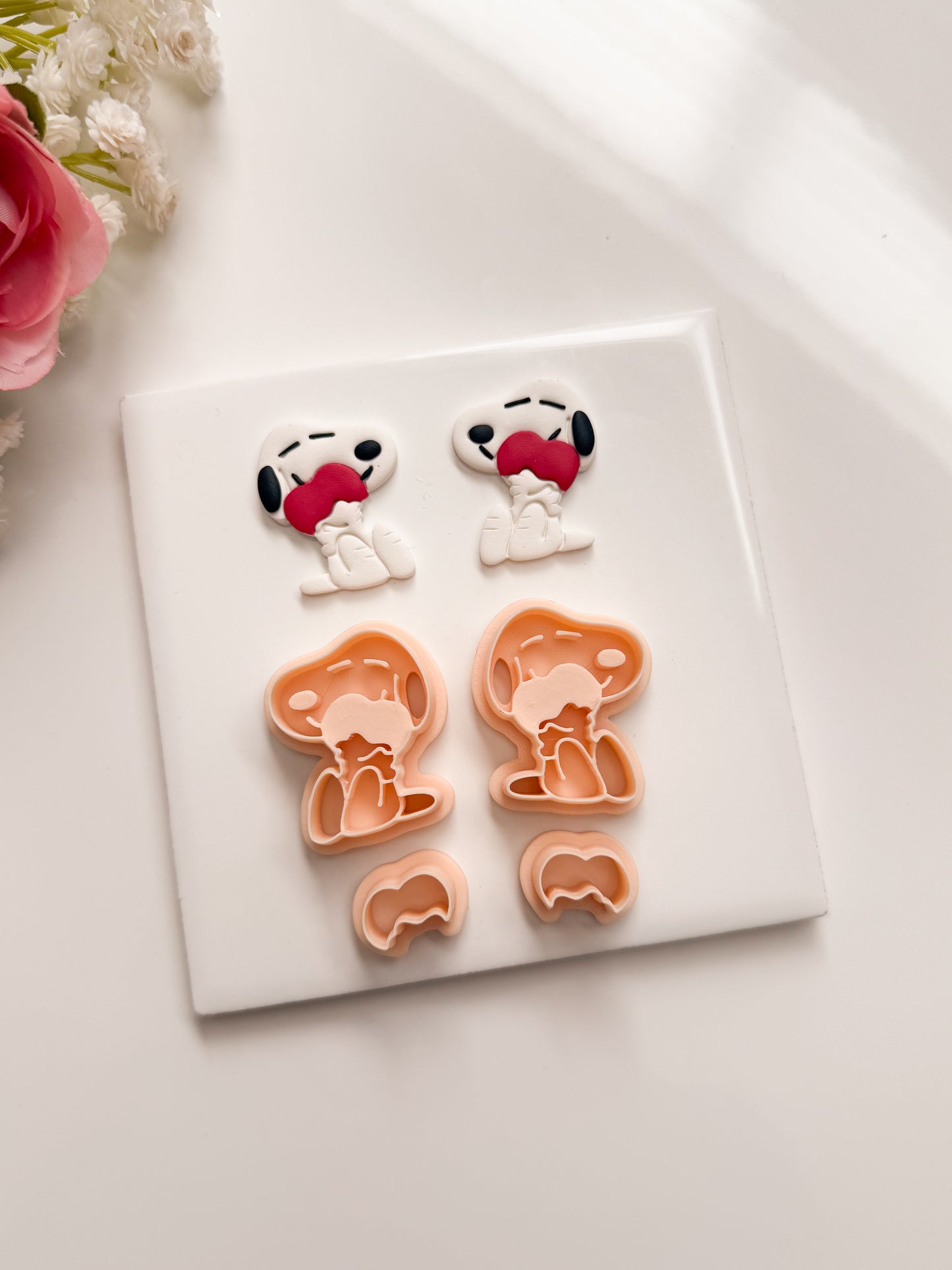 Snoopy Hugging Heart Clay Cutter | Snoopy Hugging Heart Polymer Clay Cutter for DIY Valentine Earrings Cartoon-Themed Jewelry and Handmade Cute Accessories