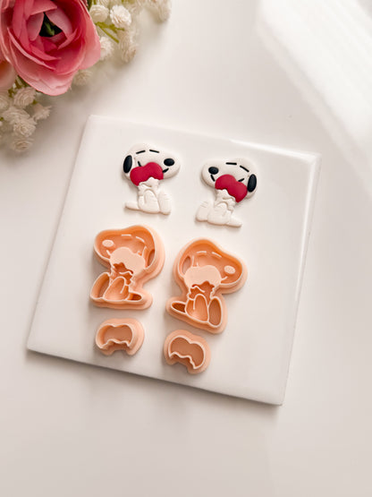 Snoopy Hugging Heart Clay Cutter | Snoopy Hugging Heart Polymer Clay Cutter for DIY Valentine Earrings Cartoon-Themed Jewelry and Handmade Cute Accessories