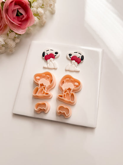 Snoopy Hugging Heart Clay Cutter | Snoopy Hugging Heart Polymer Clay Cutter for DIY Valentine Earrings Cartoon-Themed Jewelry and Handmade Cute Accessories
