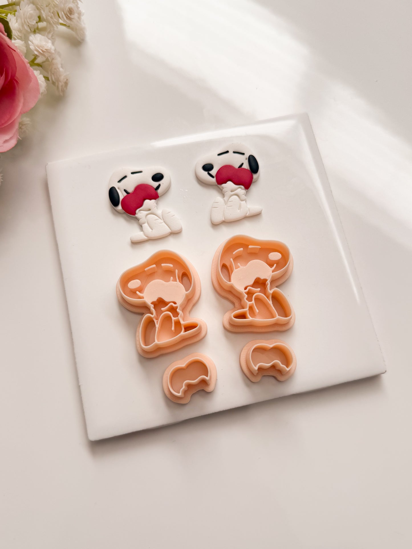 Snoopy Hugging Heart Clay Cutter | Snoopy Hugging Heart Polymer Clay Cutter for DIY Valentine Earrings Cartoon-Themed Jewelry and Handmade Cute Accessories
