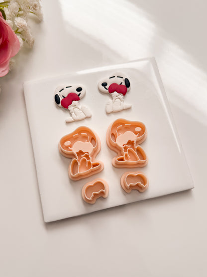 Snoopy Hugging Heart Clay Cutter | Snoopy Hugging Heart Polymer Clay Cutter for DIY Valentine Earrings Cartoon-Themed Jewelry and Handmade Cute Accessories